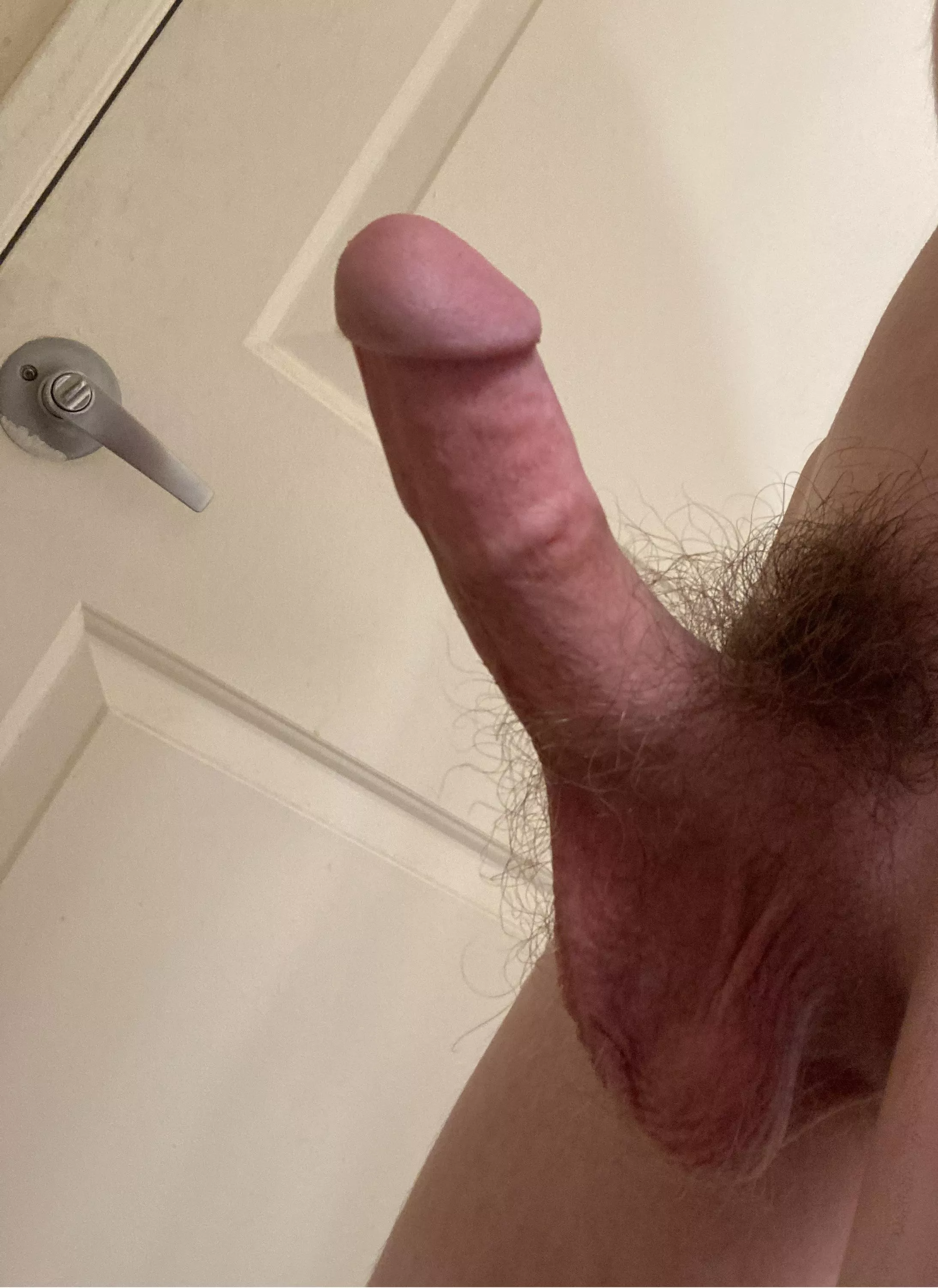 my cut cock. send me yoursðŸ˜‰