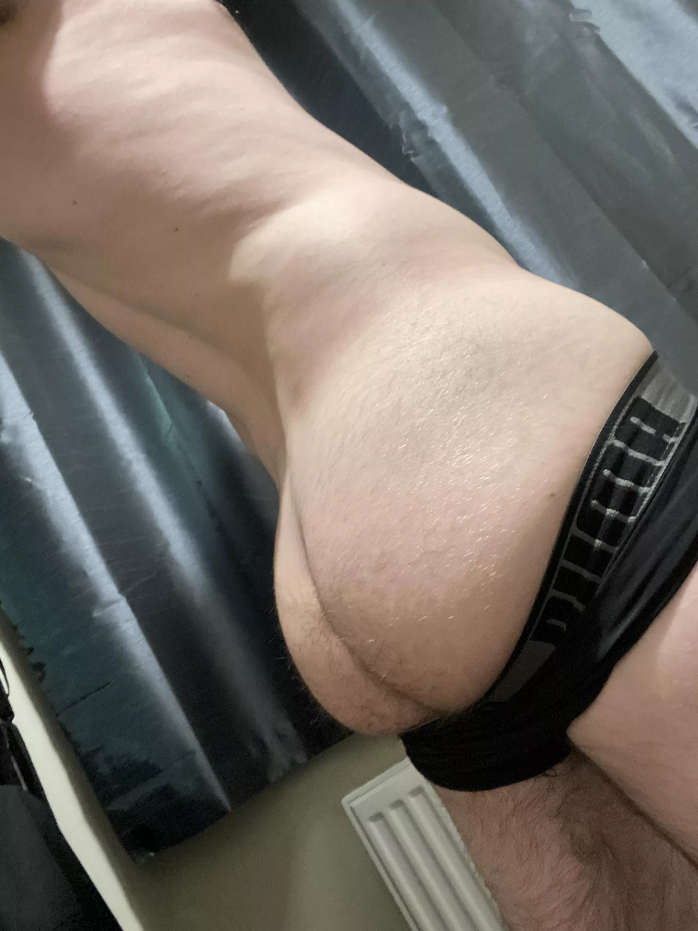 19YO Bi Top, any good?! ðŸ‘