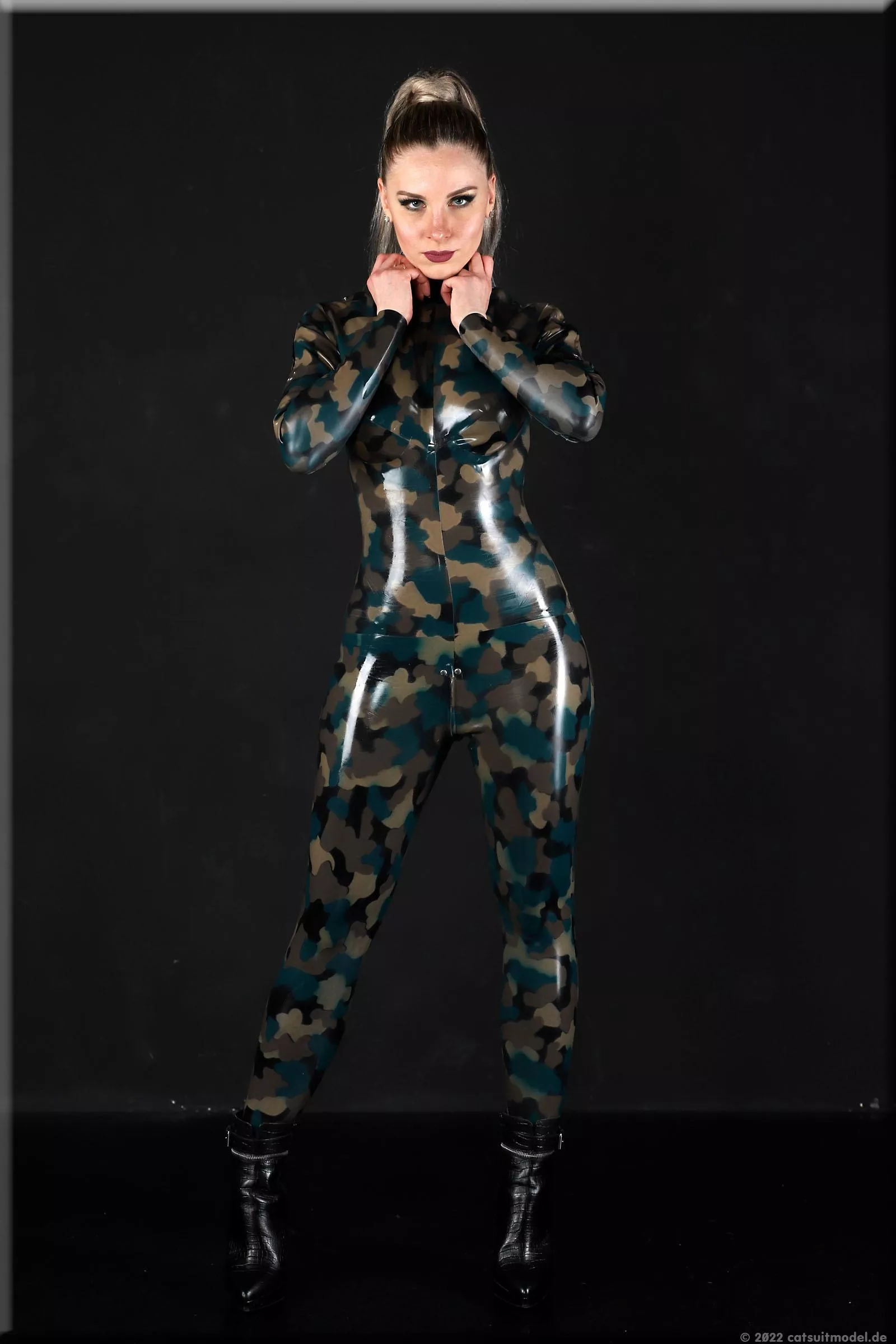 catsuitmodel.de