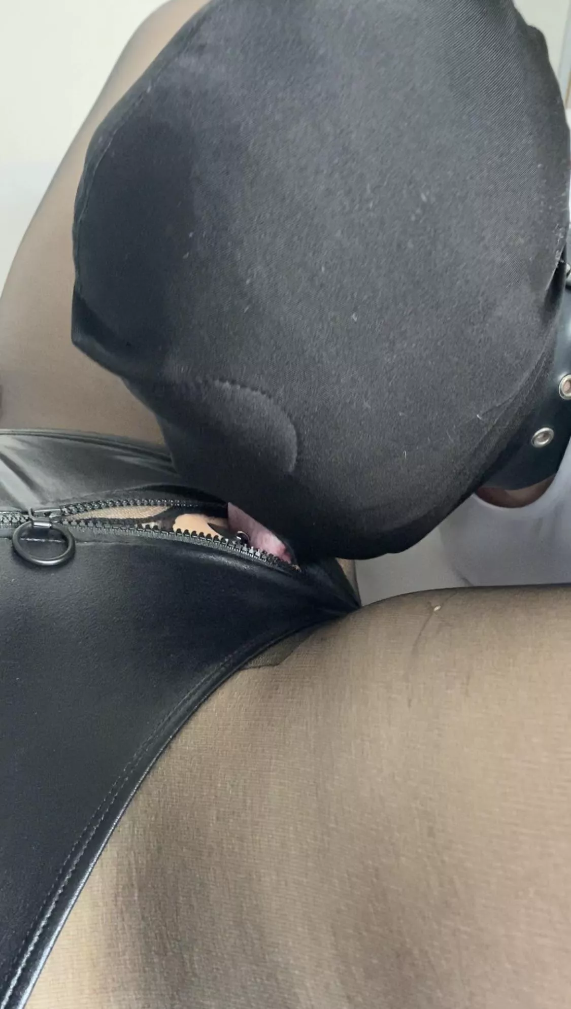 [F] slave getting a licking from toy……