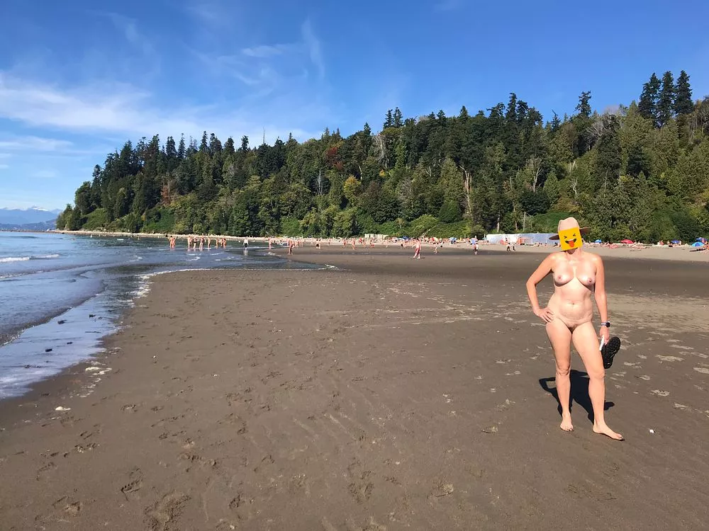 Love being nude at the beach..........