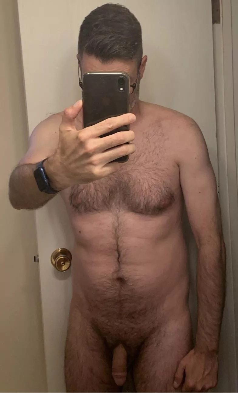 [M] 41- Tell me what you think