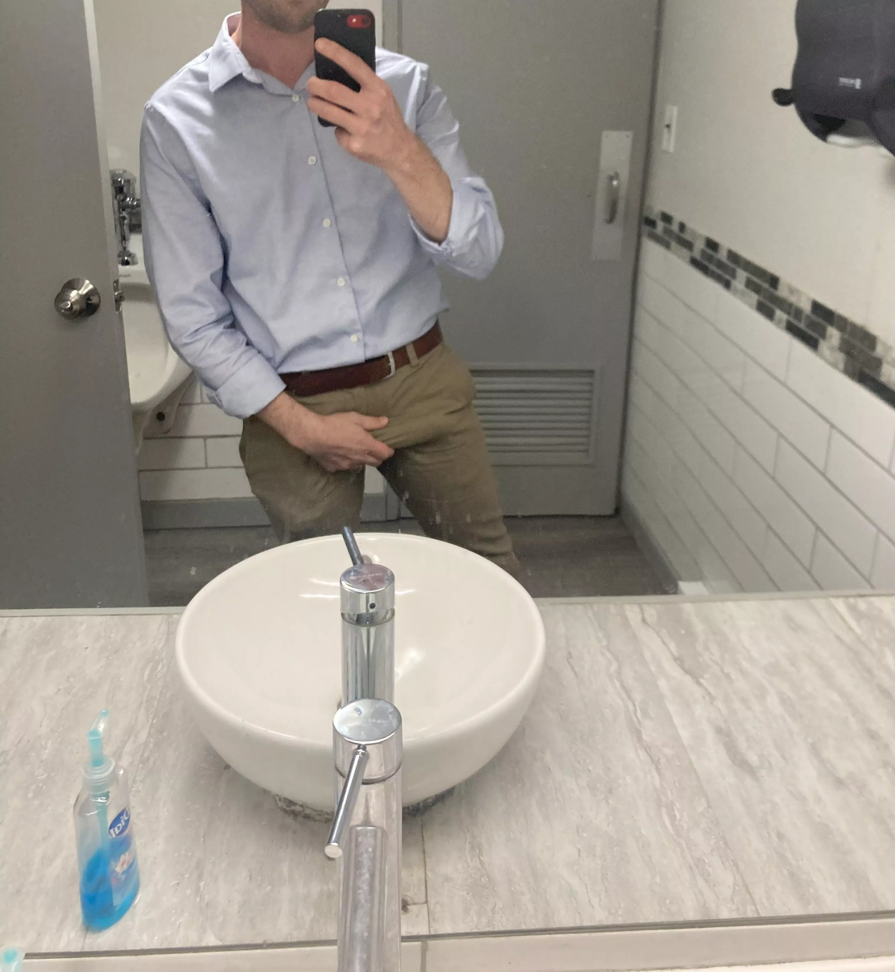 Meet me in the bathroom, bro. (27)