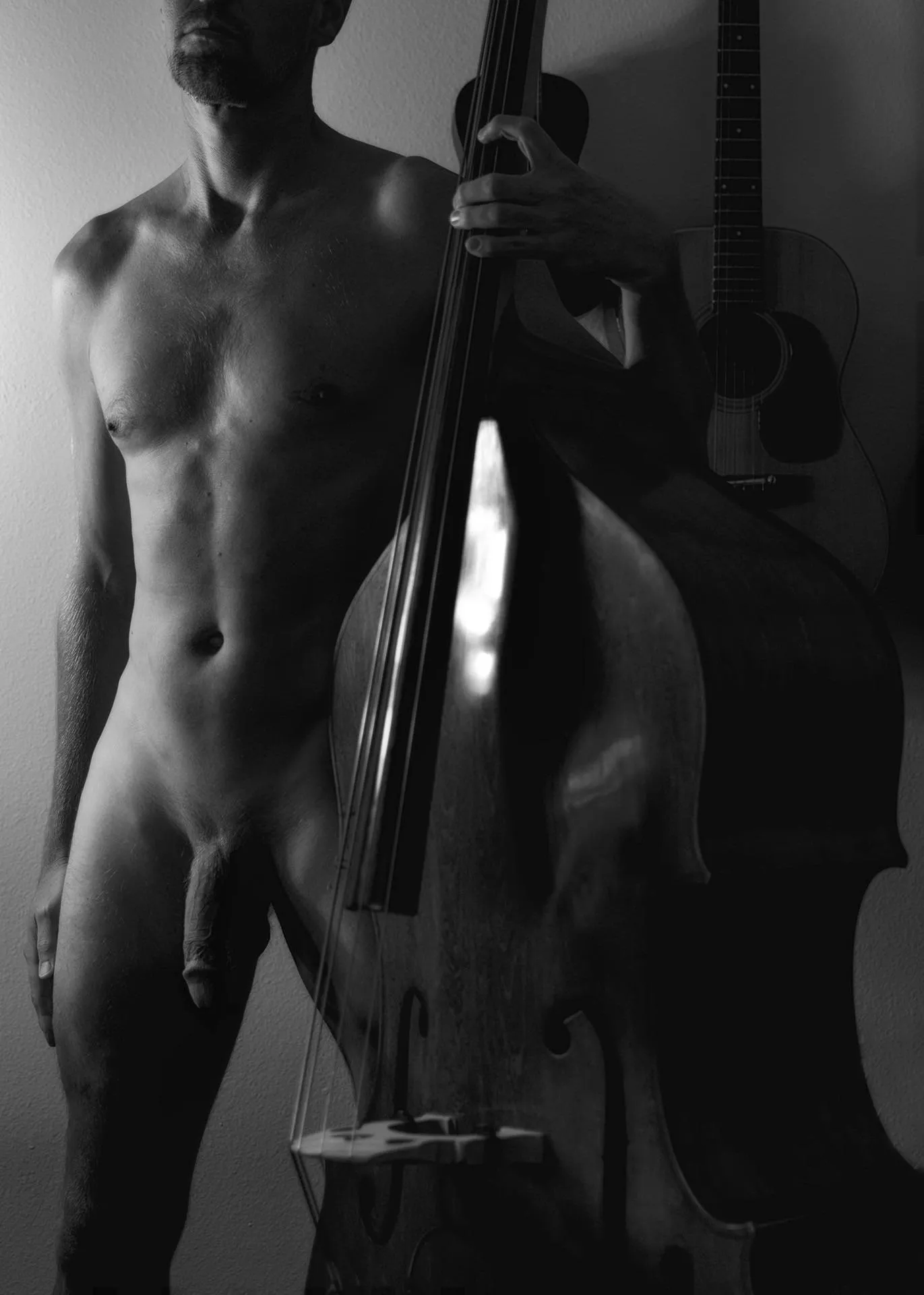 Music is more fun nude