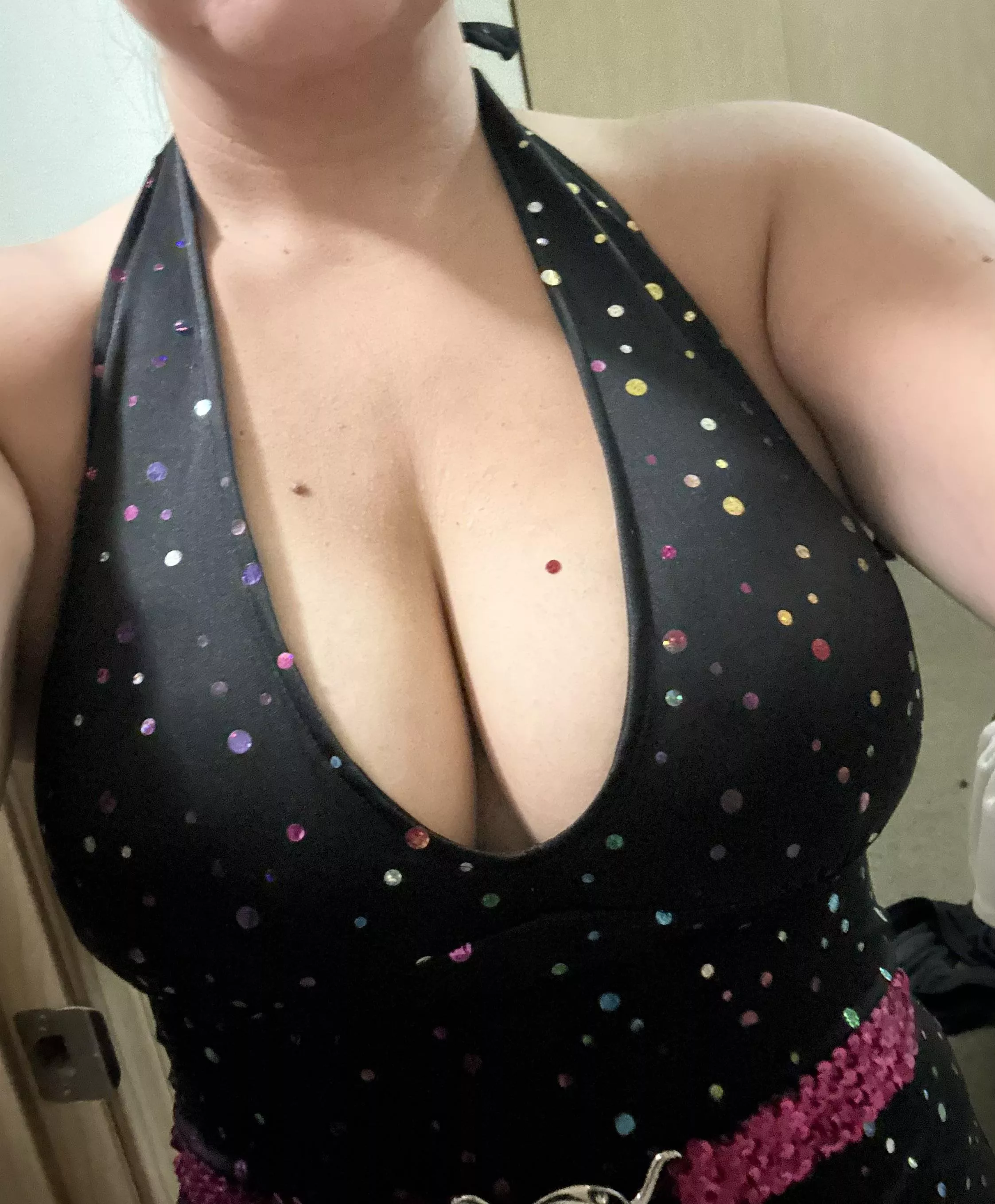 My wife is going to a 70â€™s party without me. Someone put their cock in between her tits, take her phone and send me the video