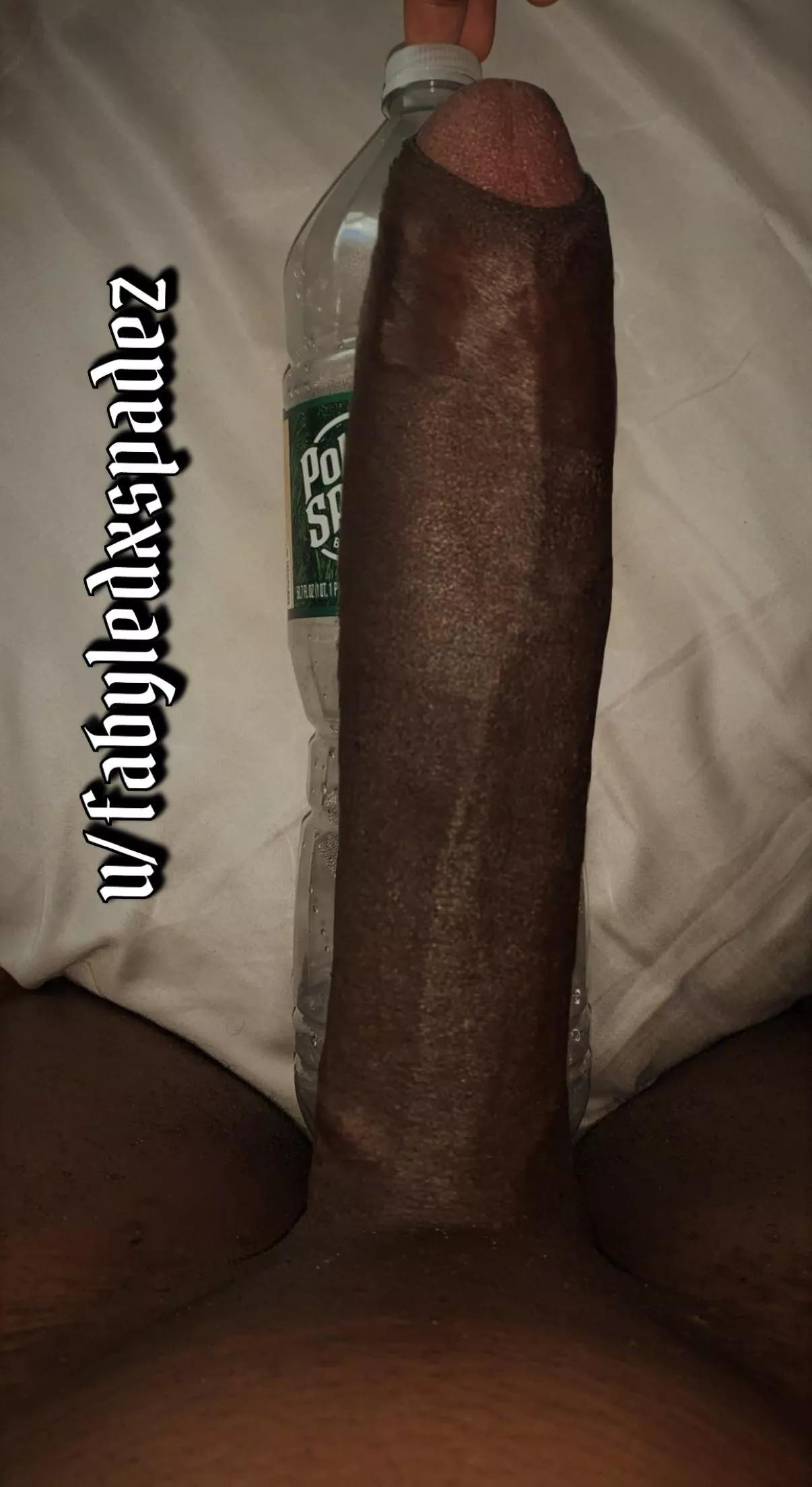 Would you rather have fresh water or warm cum straight outta a thick uncut BBC ðŸ˜³ðŸ†ðŸ’¦