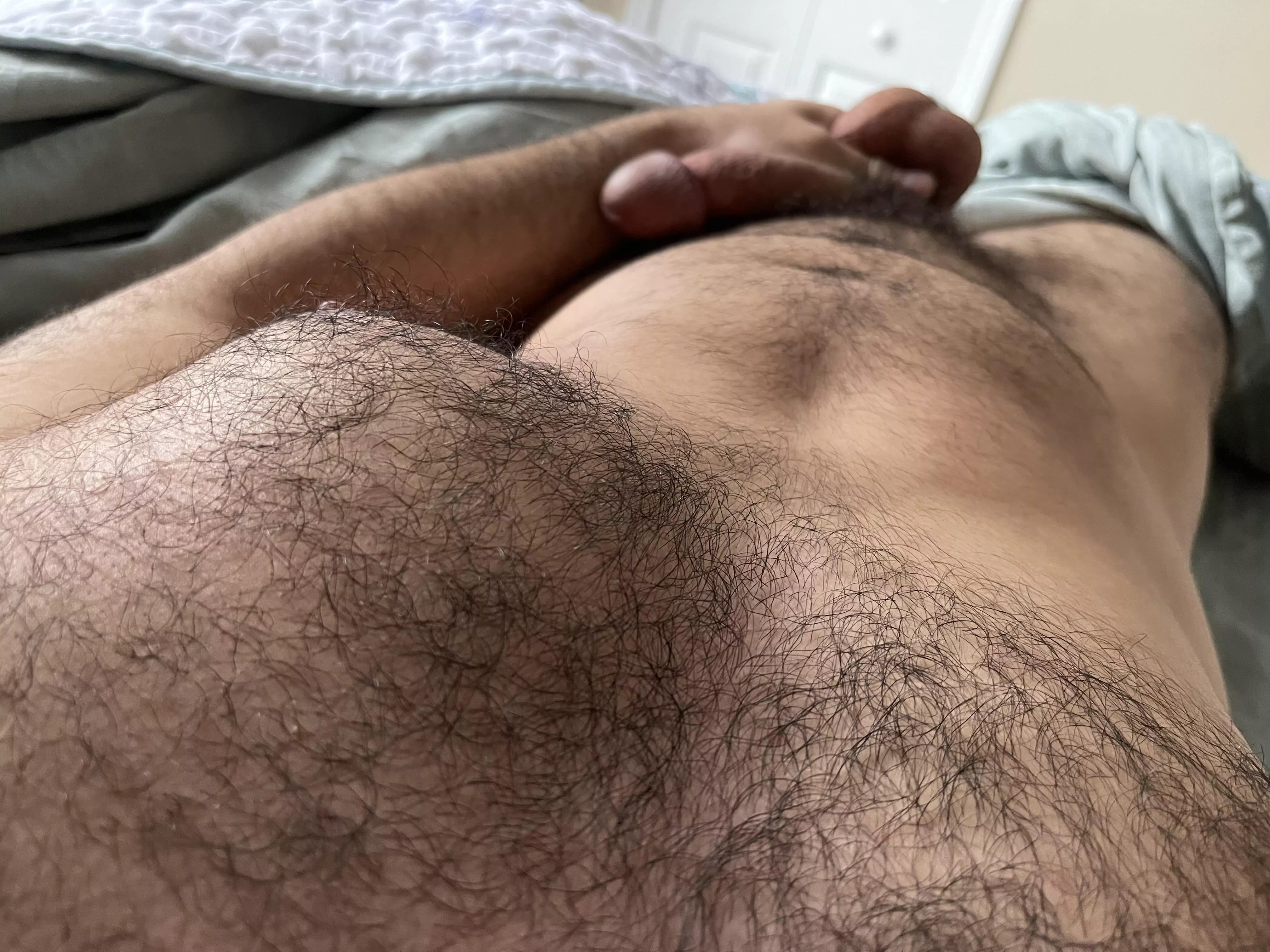 33 and needing a nose in my bush