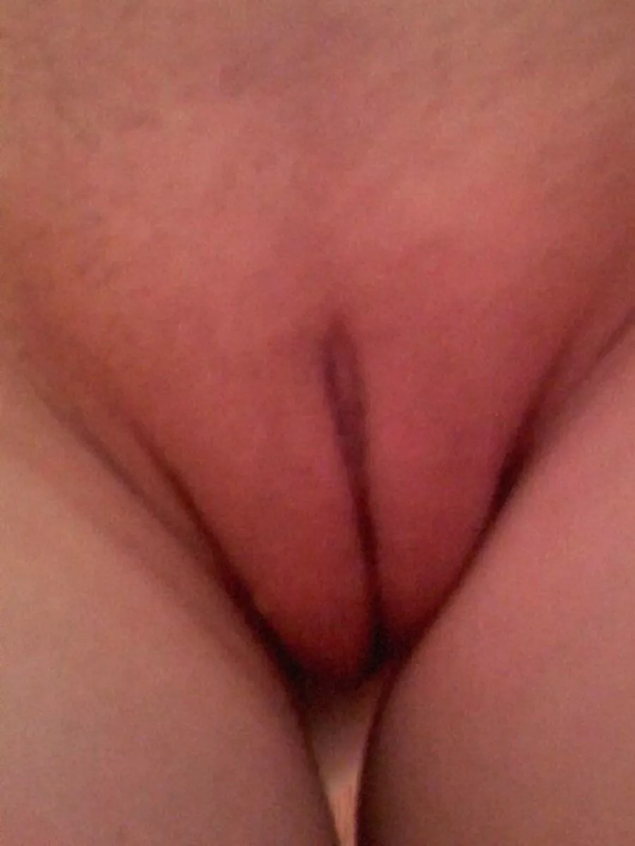 A little peek at my pussy