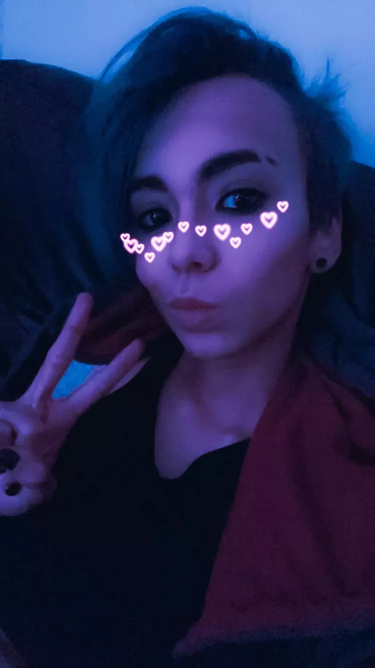 Con weekend is finally over time to rest xD <3 [He/They]