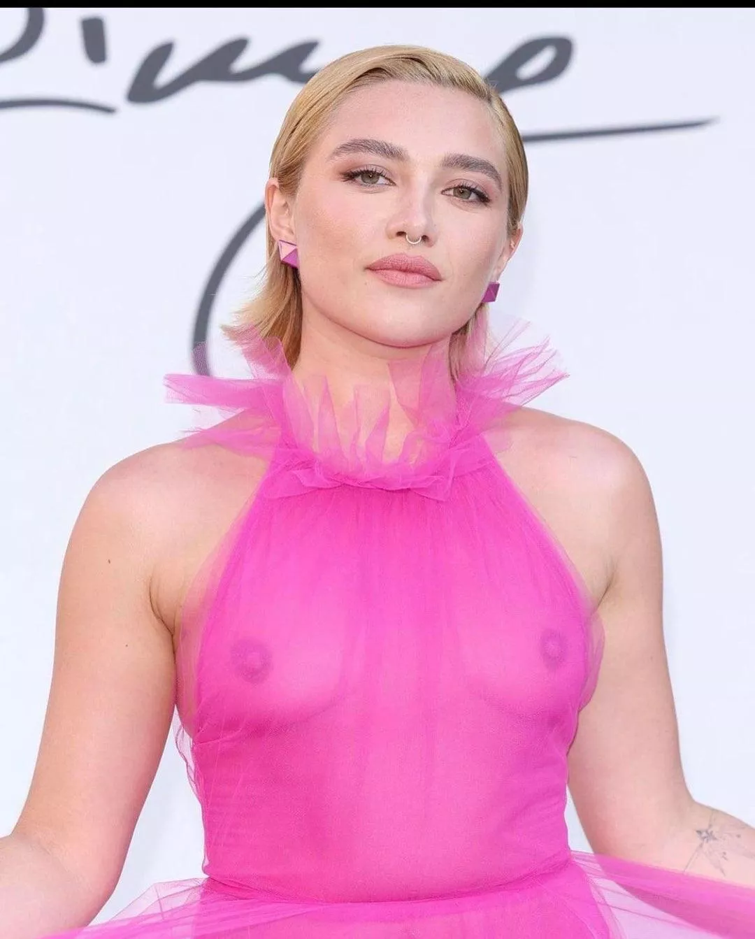 Florence Pugh has me hard asf rnâ€¦