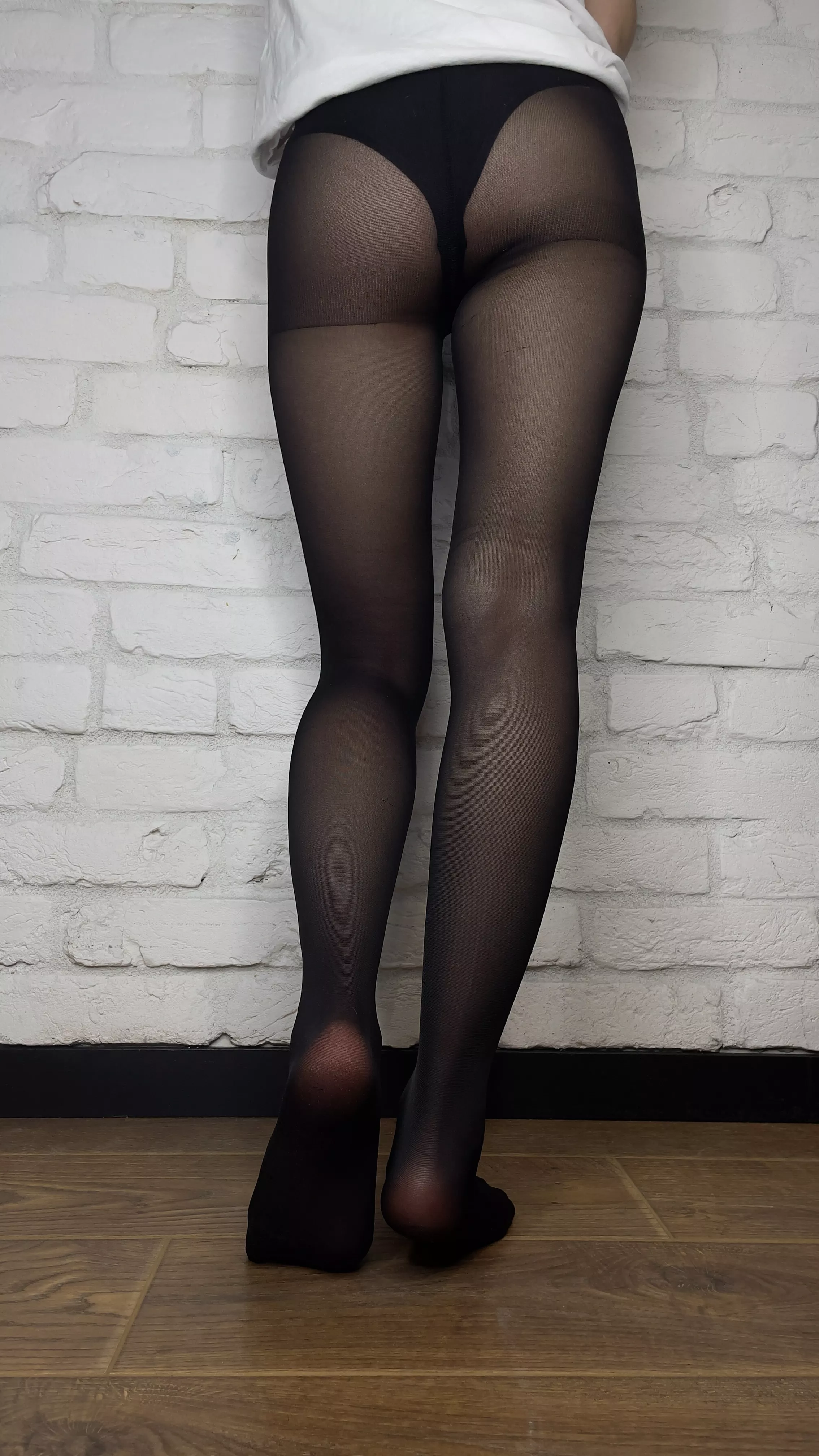 I love black tights