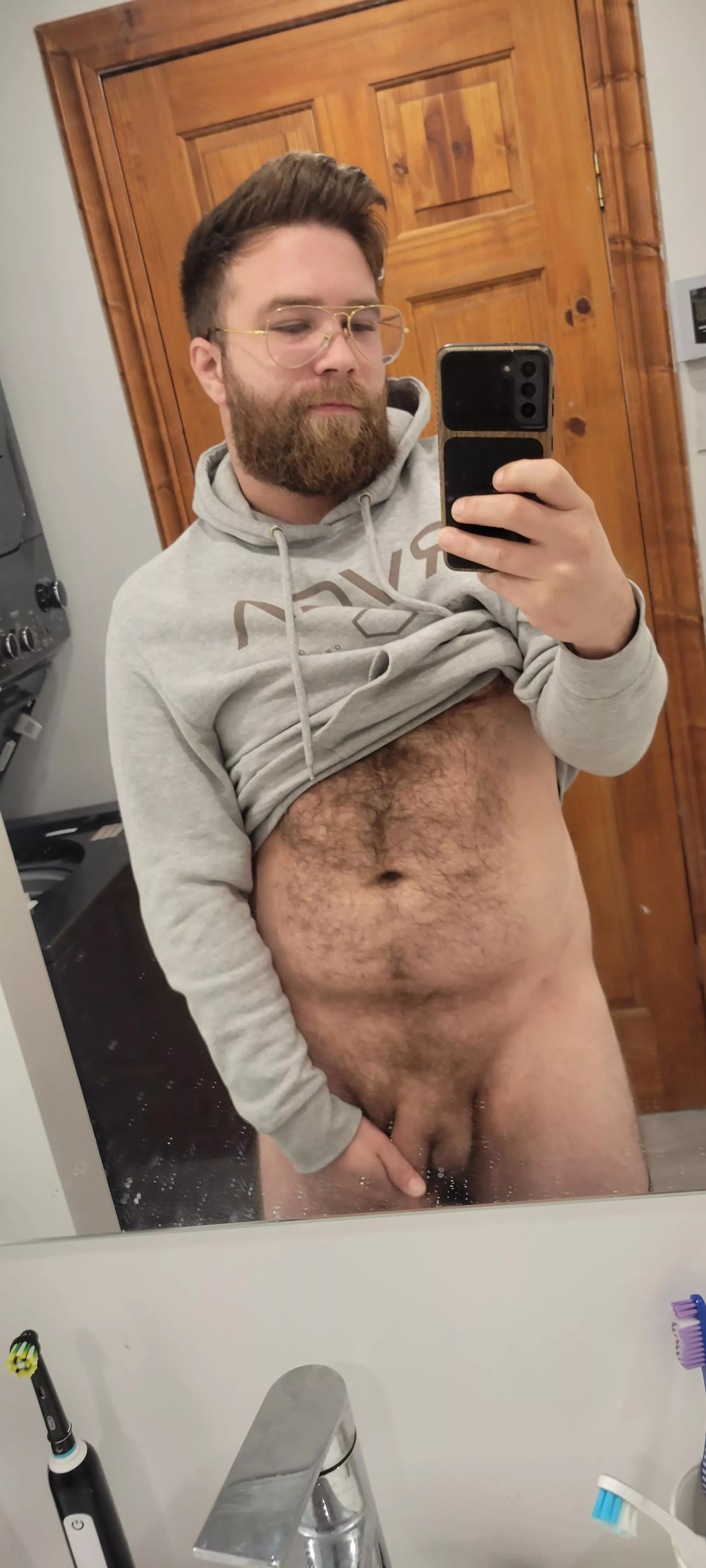 it's funday, who wants to make my thick guy grow ?