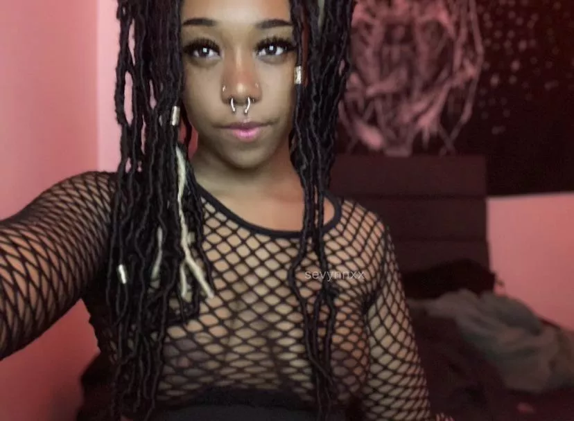 anyone desire black goth girls?