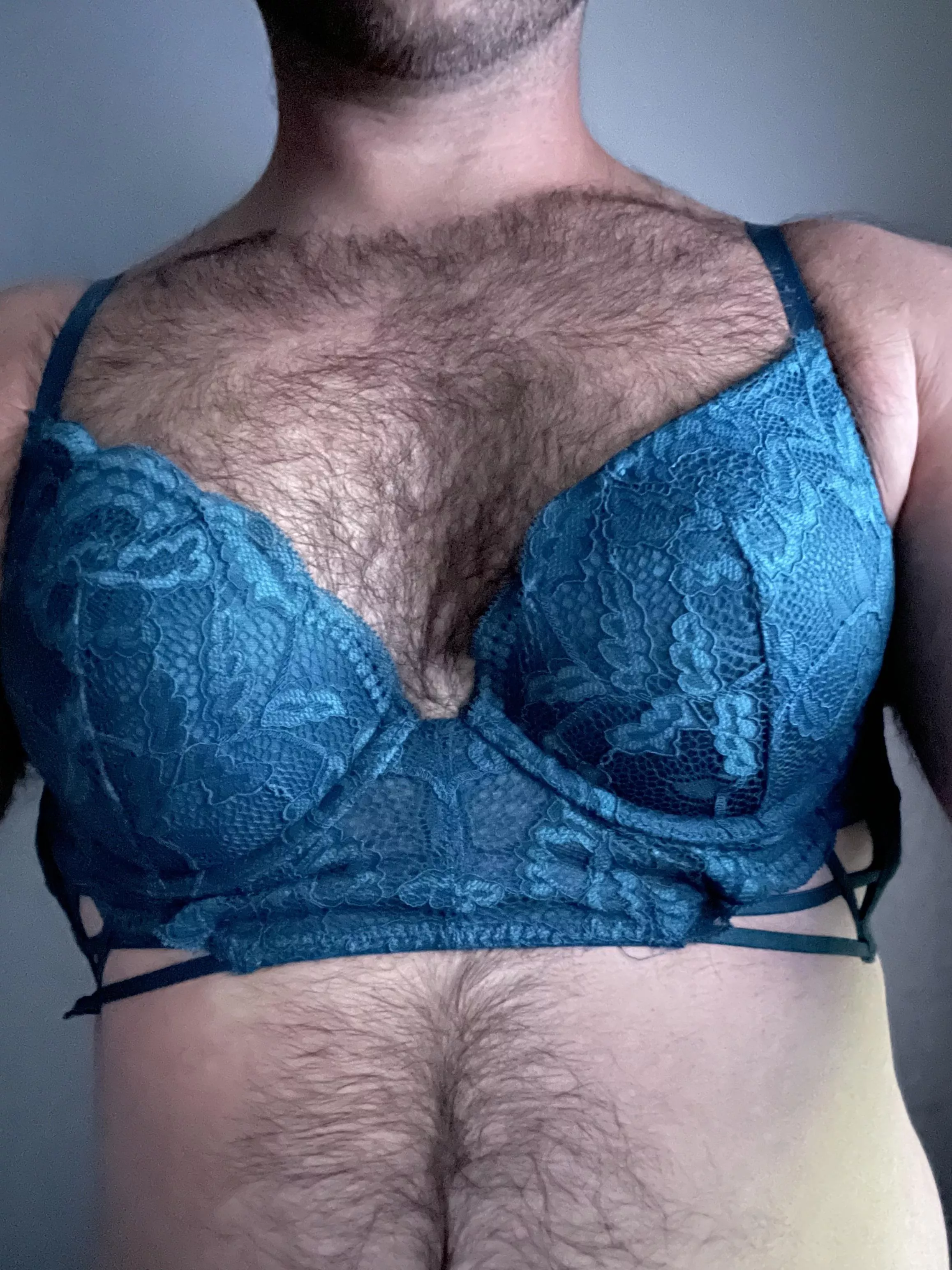 Got my first bra from a clothing donation bin. Wish I could explore this side of me more. I feel so sexy wearing a bra!