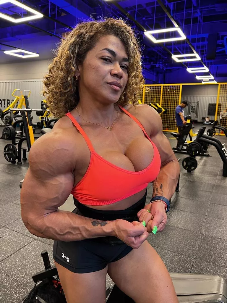 Jacked latina