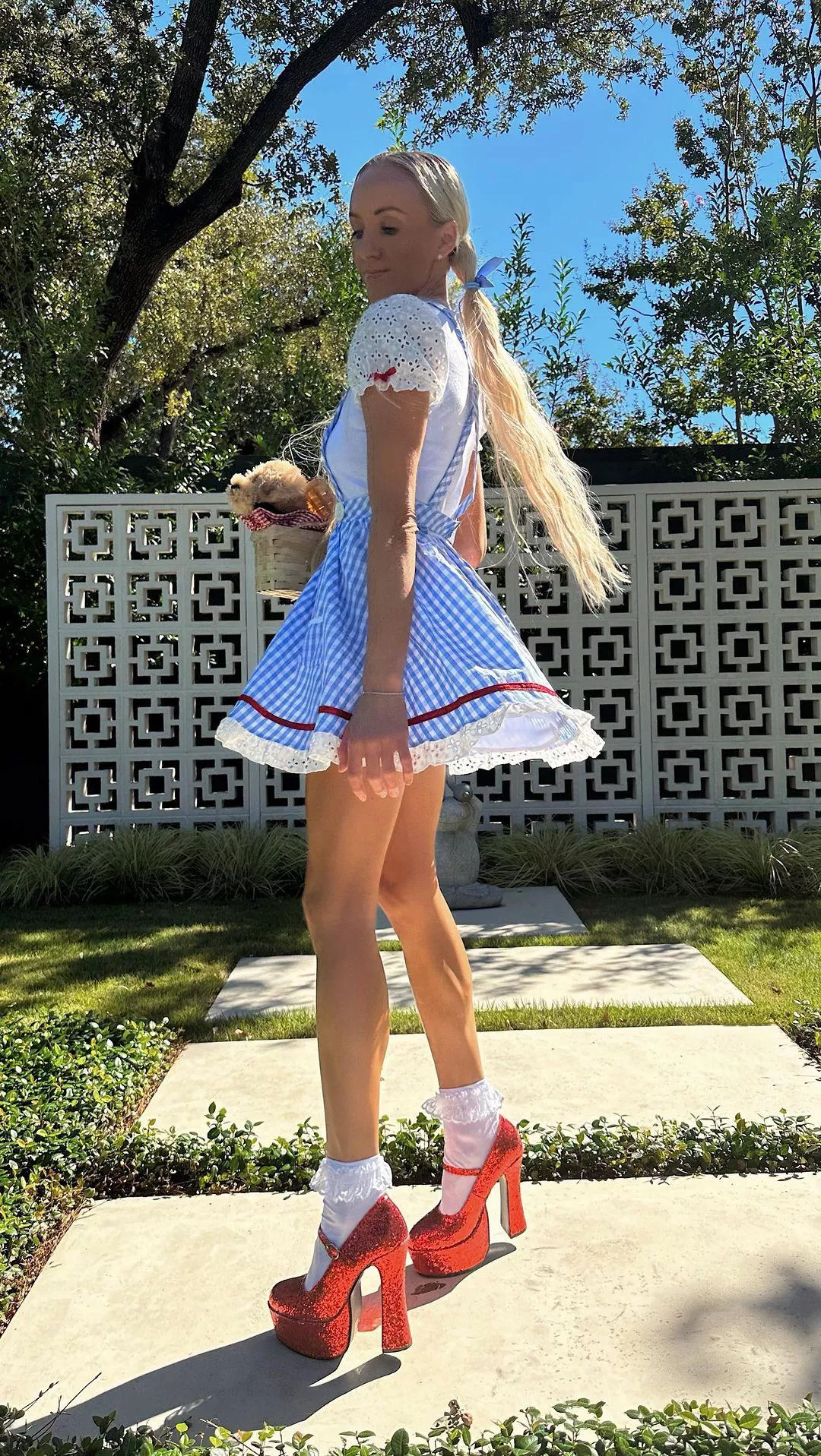 Nastia Liukin as Dorothy