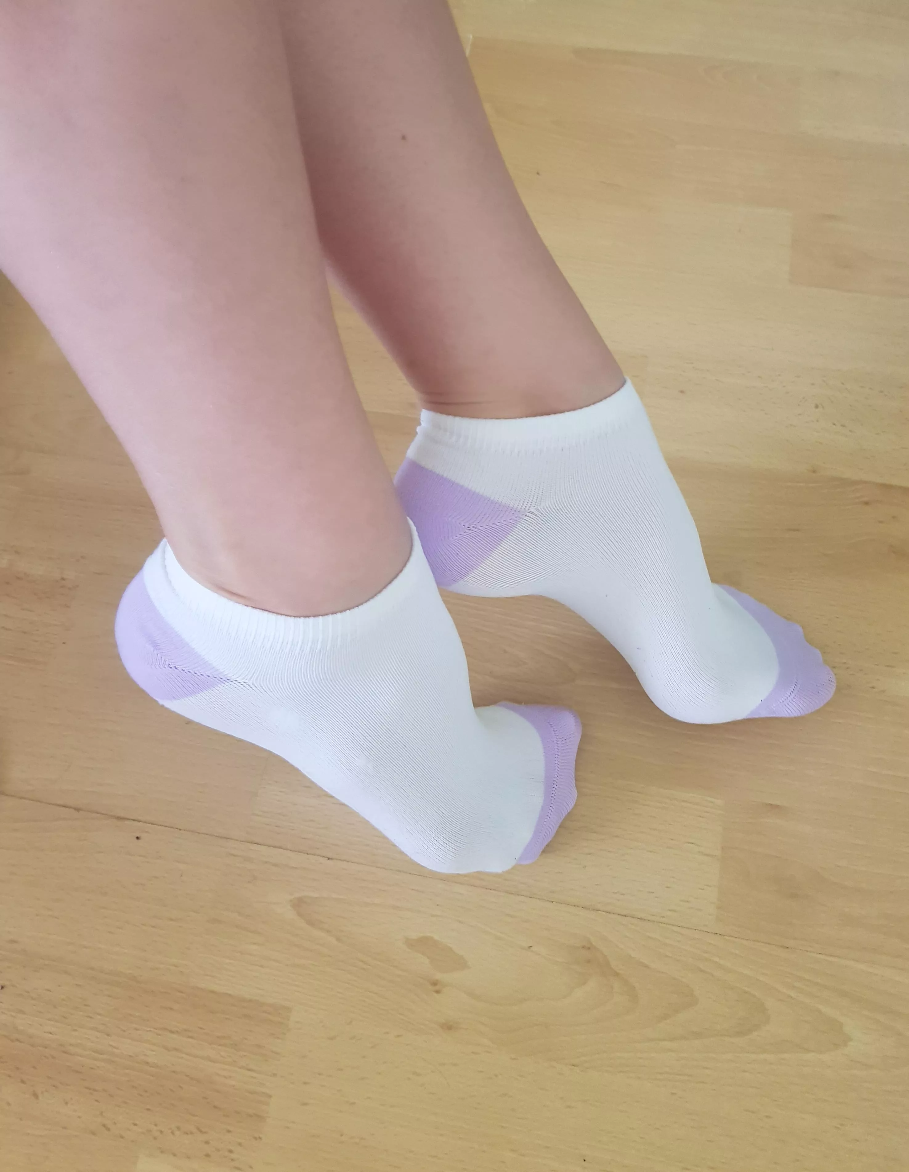 Who likes my ankle socks?