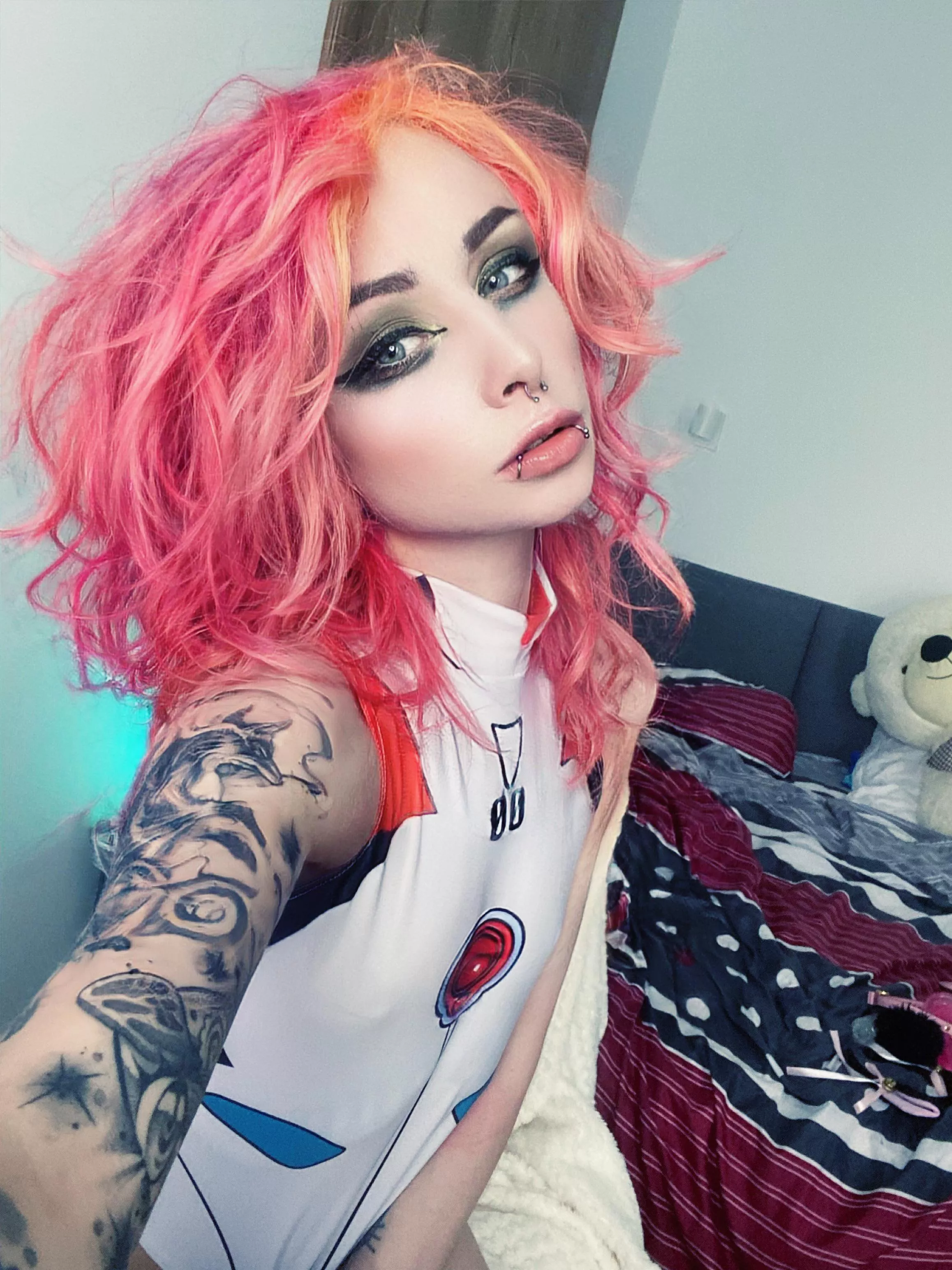 I’m streaming on chaturbate :3 https://m.chaturbate.com/cloudie_x3/