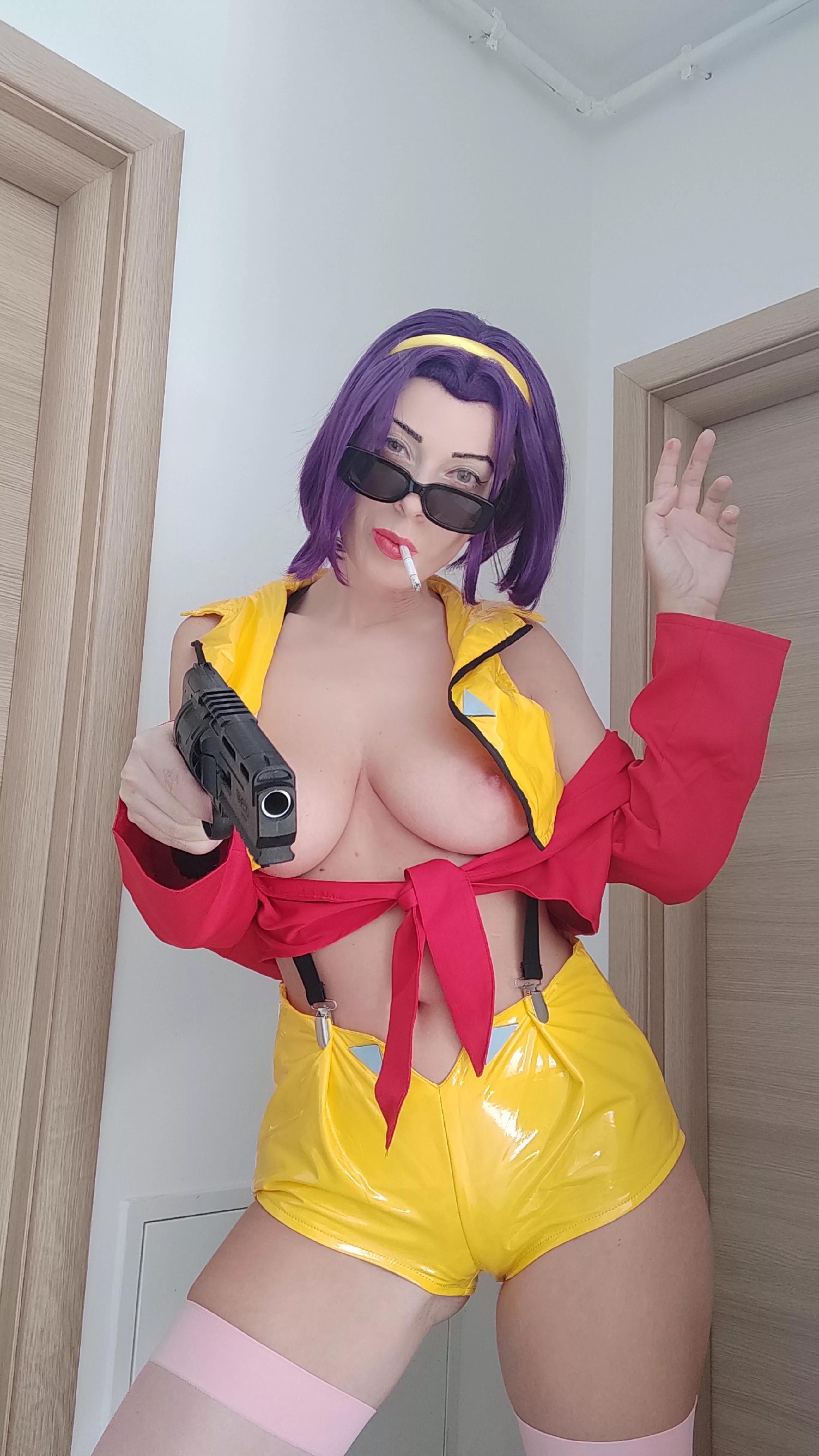 Faye Valentine (alleyabae) [cowboy bebop]