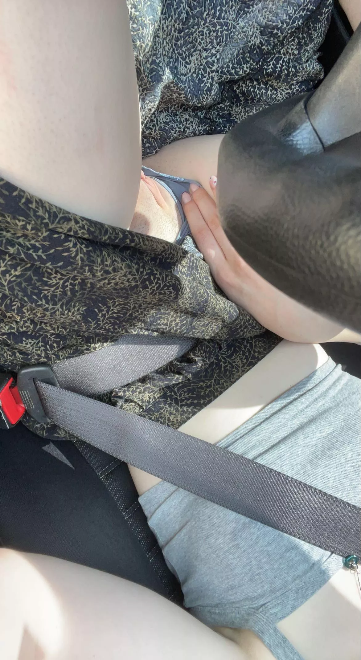 i get so bored waiting in the drive throughðŸ¤­[F]