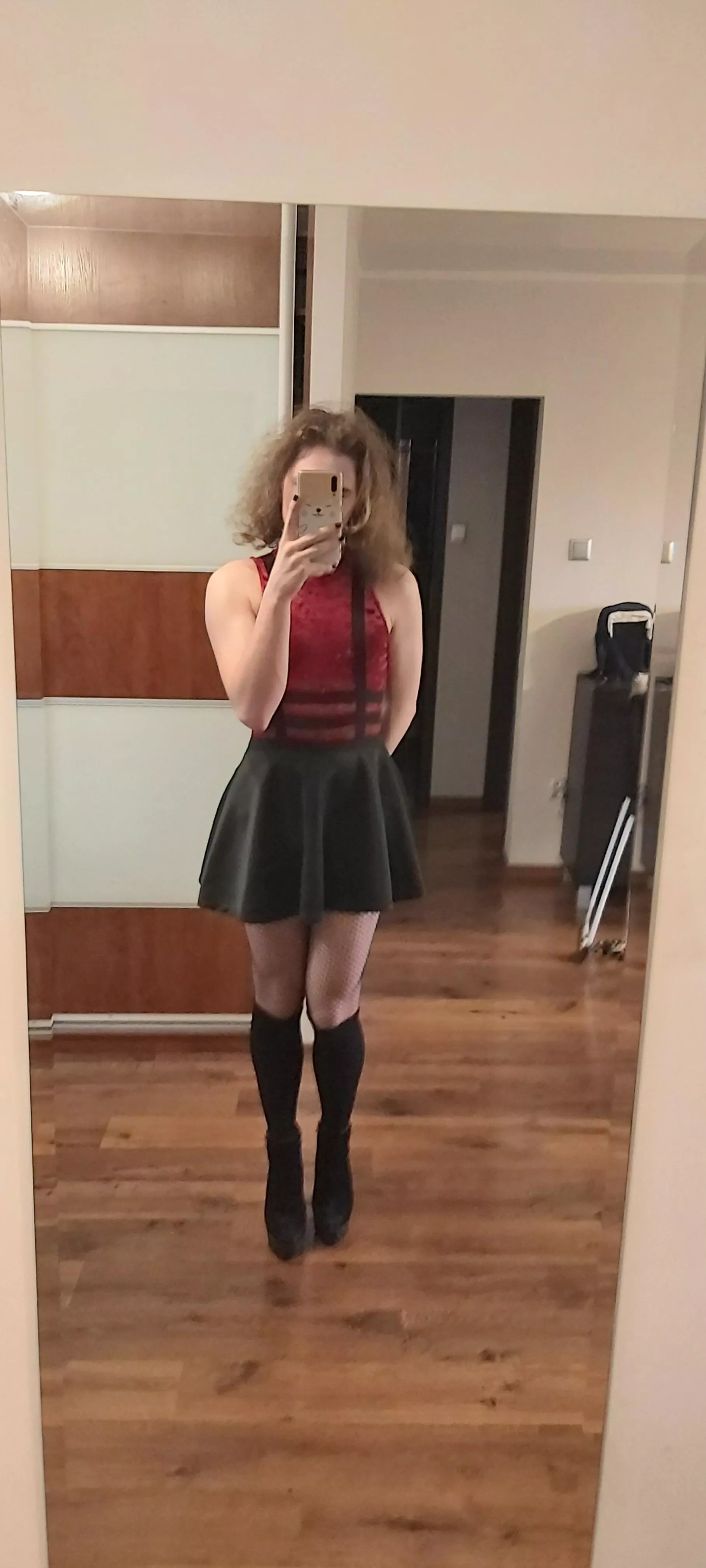 I love this skirt! 😊