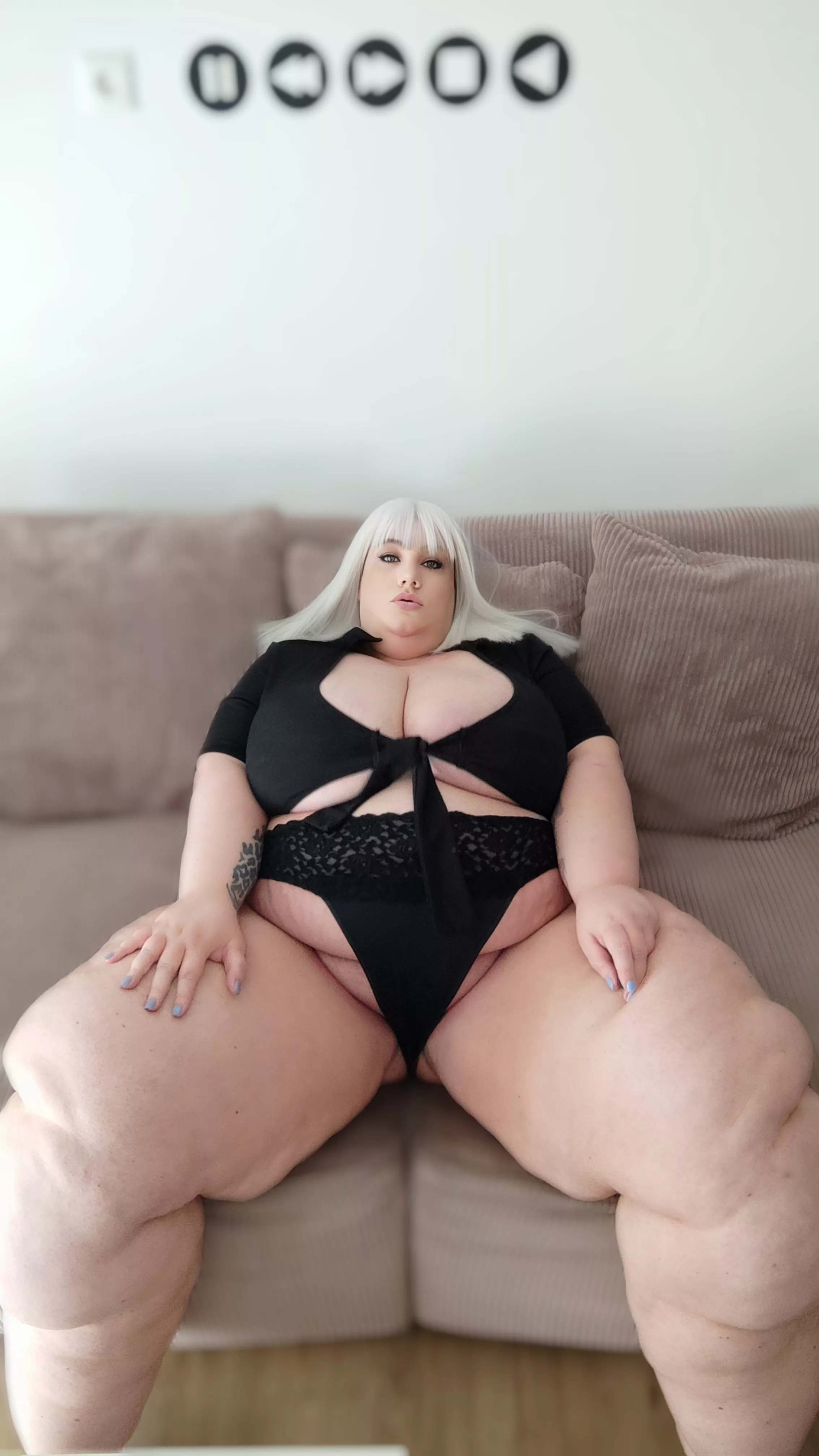 many always said you are not an SSBBW because you have never seen my whole body here ðŸ˜… if you want to see more then check out my page ðŸ¥°