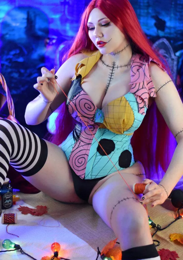 Sally Nightmare Before Christmas Cosplay by kobaebeefboo