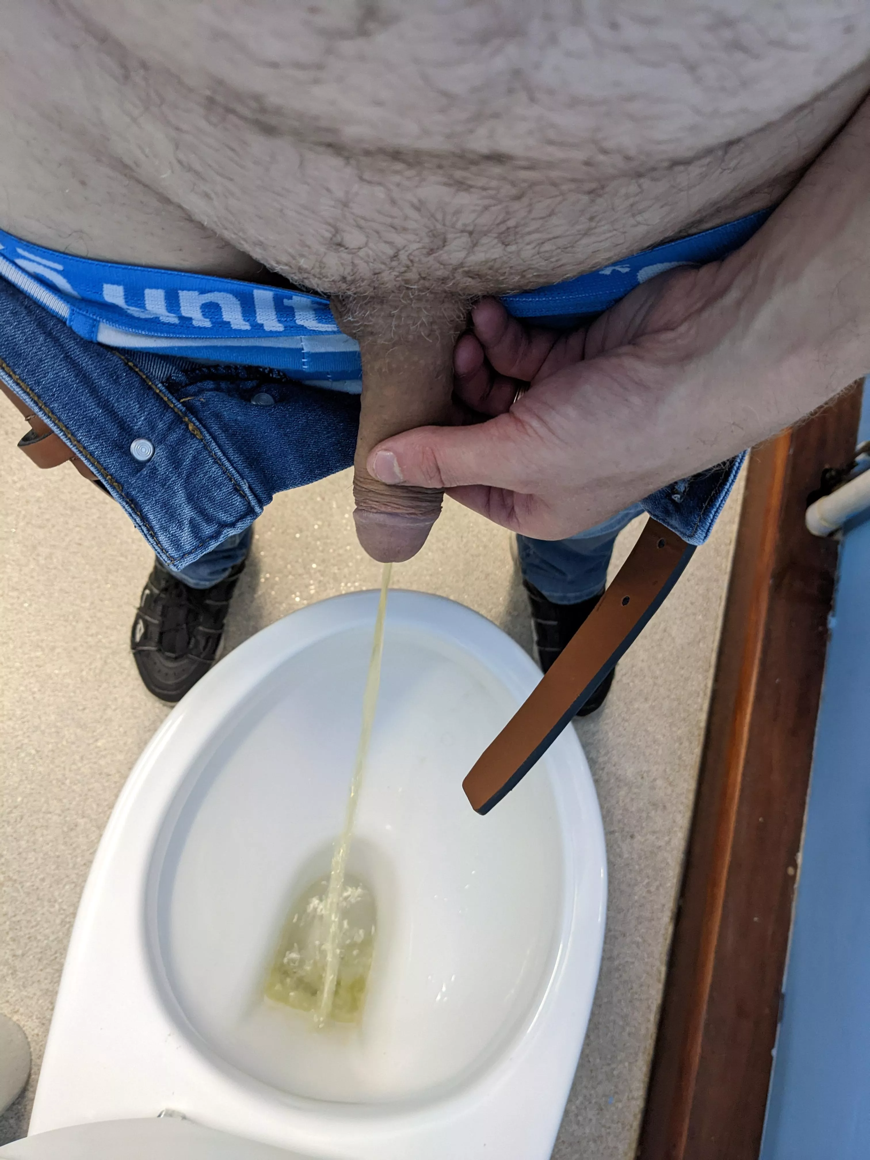 Who'd let me piss on their asshole?