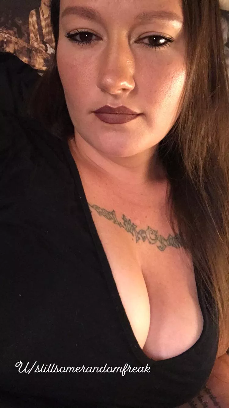 [32F][OC] Still a creepy bitch even into my 30â€™s ðŸ’‹