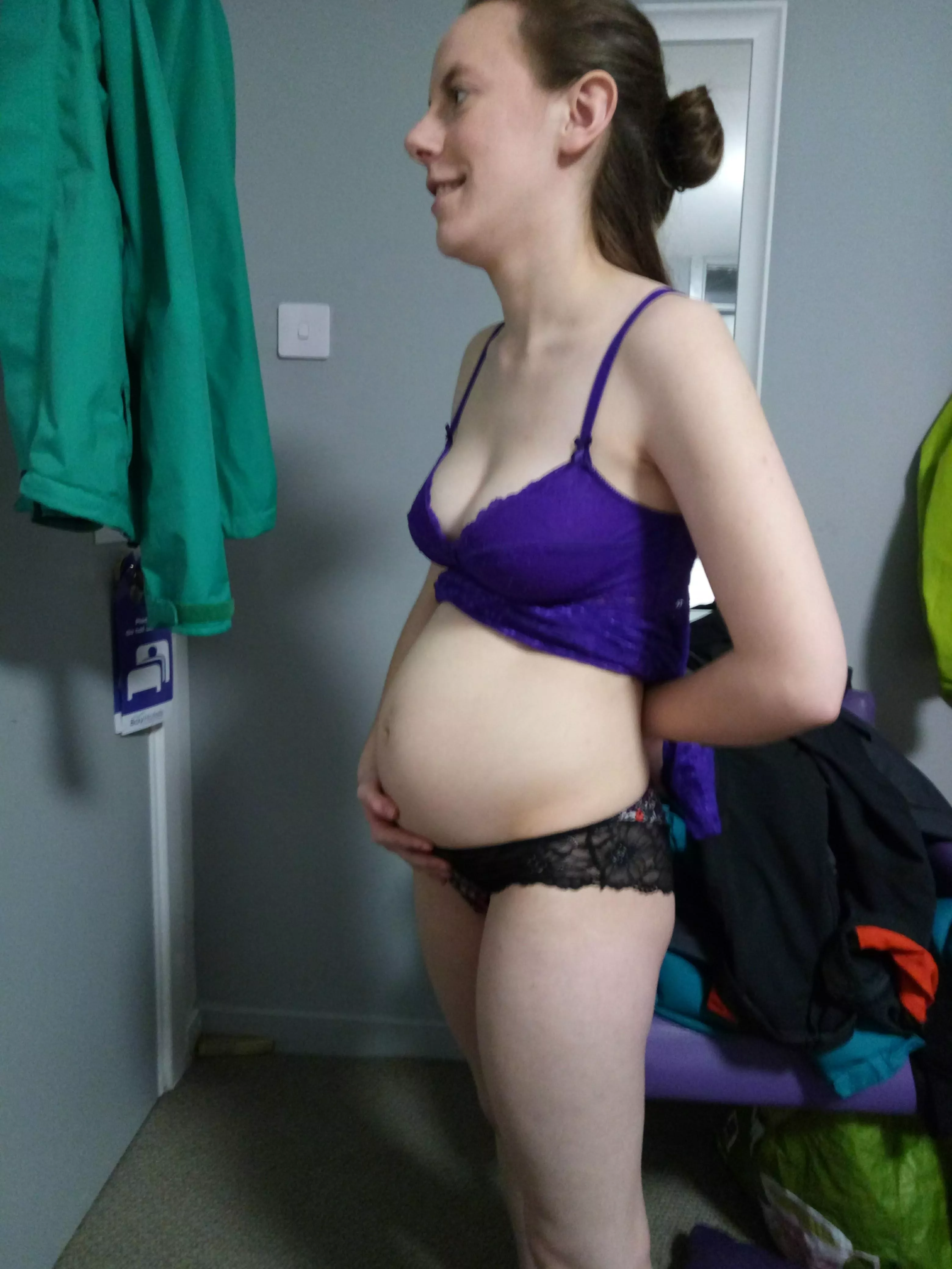 anyone fuck my pregnant wife