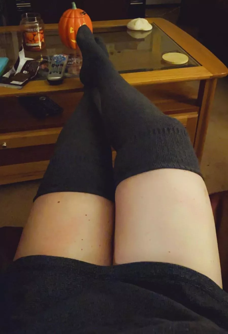 Happy Thigh High Thursday!