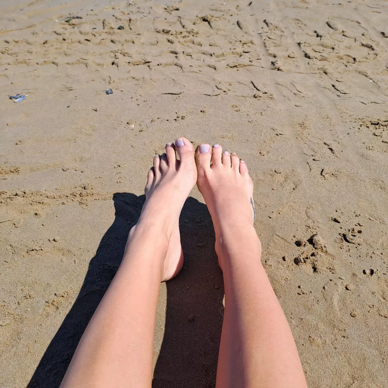 How do you like my feet?