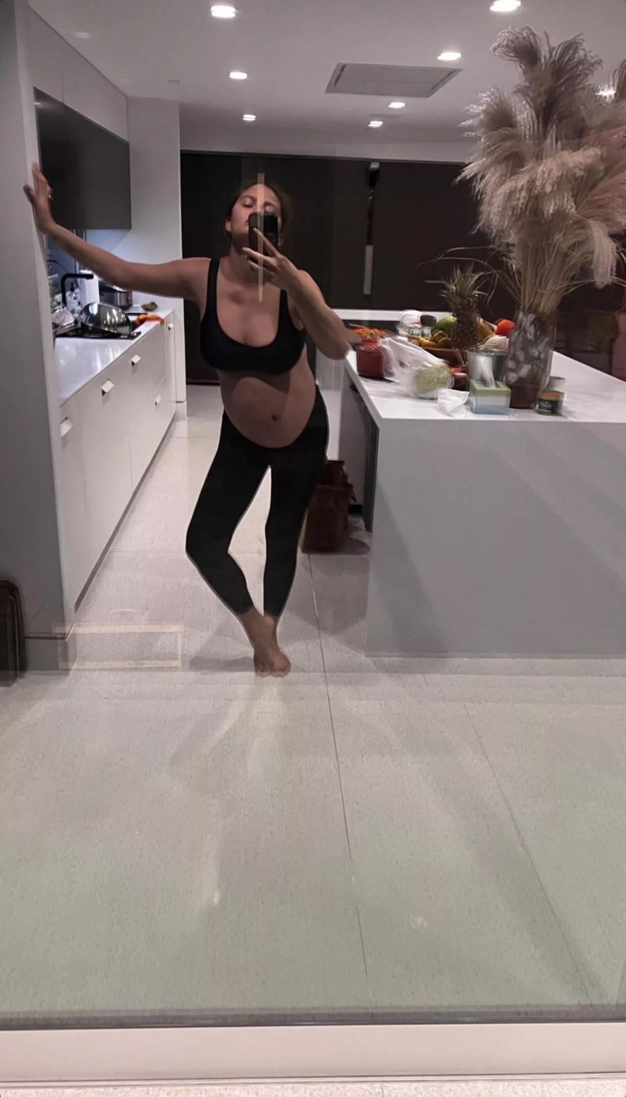 I want to fuck pregnant Chrissy Teigen on the kitchen counter