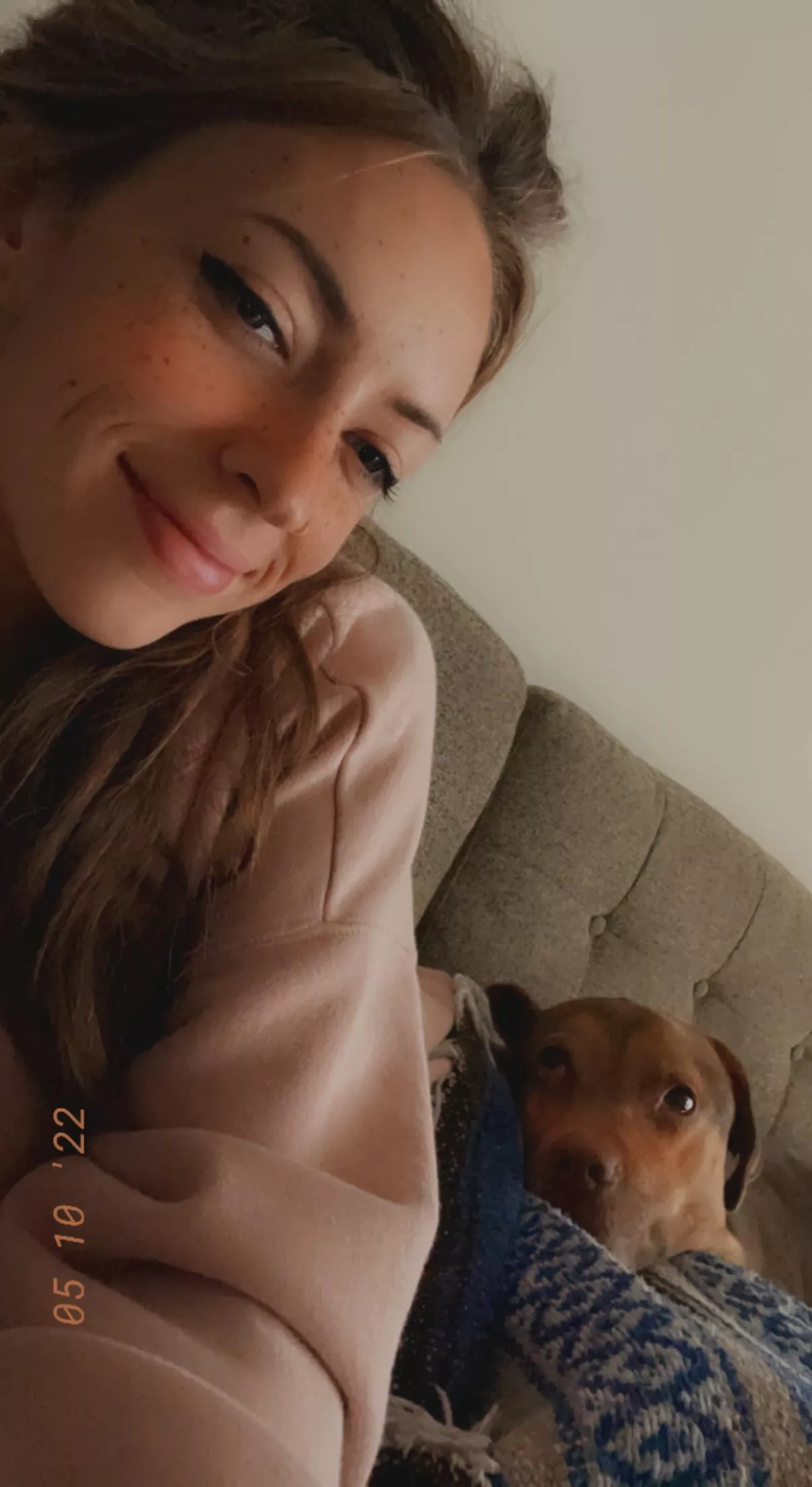 my dog is best friend so hi from us!! ðŸ–¤ðŸ¾