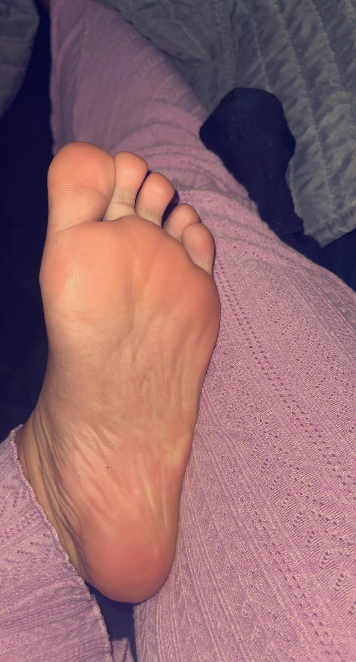 You know you want to dm me to see more