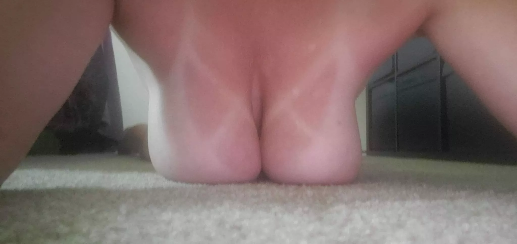 [image] hope you don't mind my tan lines