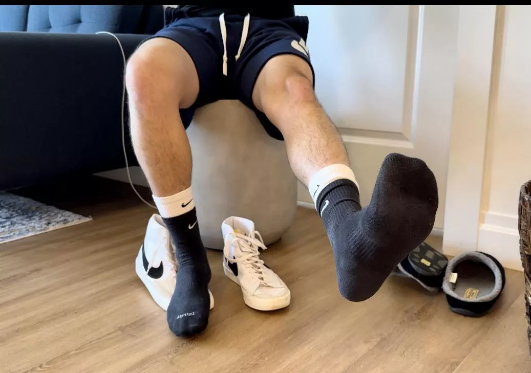 Who wants to sniff these sweaty socks and then peel them off to reveal my smooth soles in your face? ðŸ˜®â€ðŸ’¨ You? Okay, get started. ðŸ˜ˆ