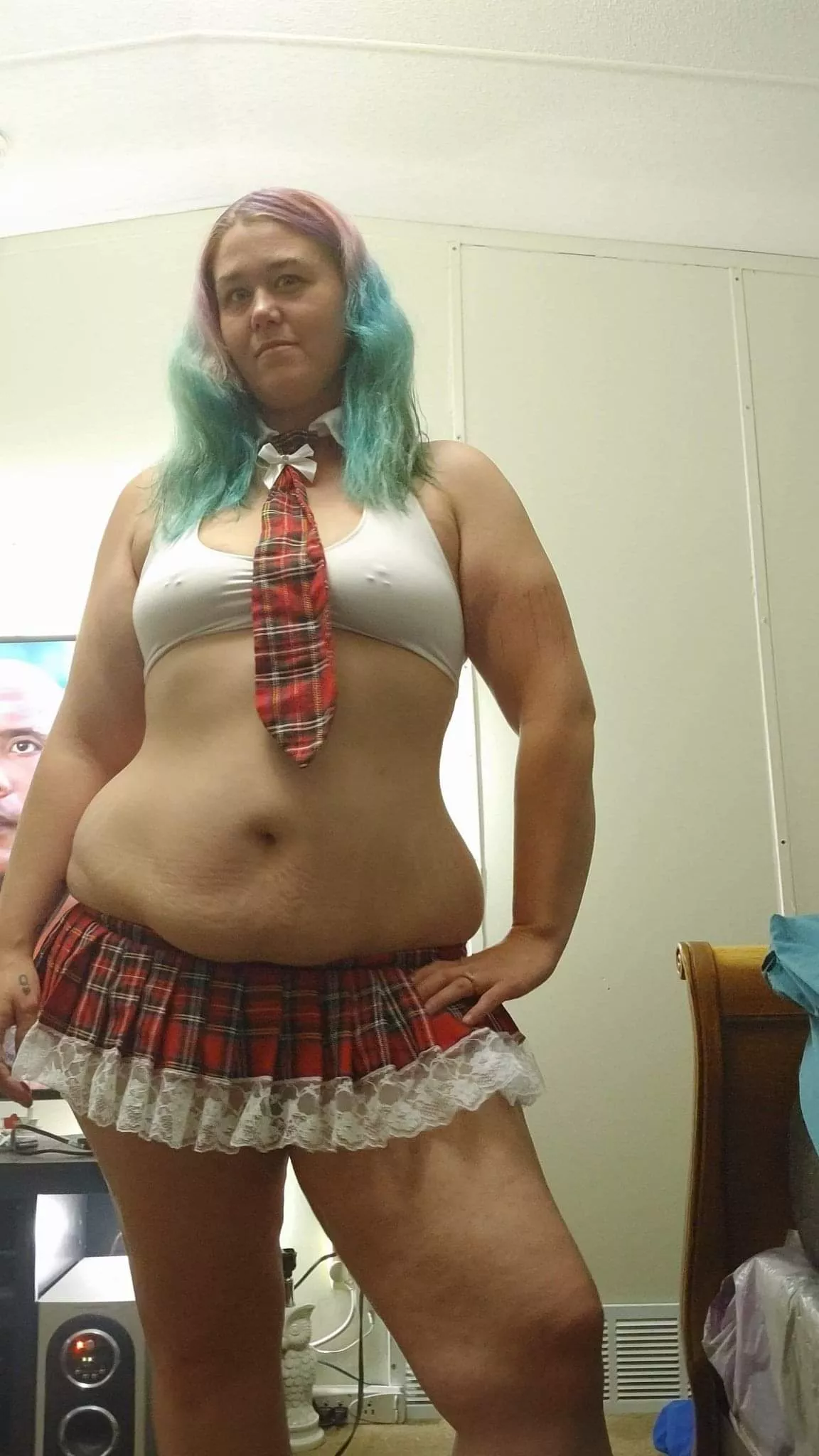 [25F] [oc] new Halloween costume Looking to swap pics couples/bisexual fem