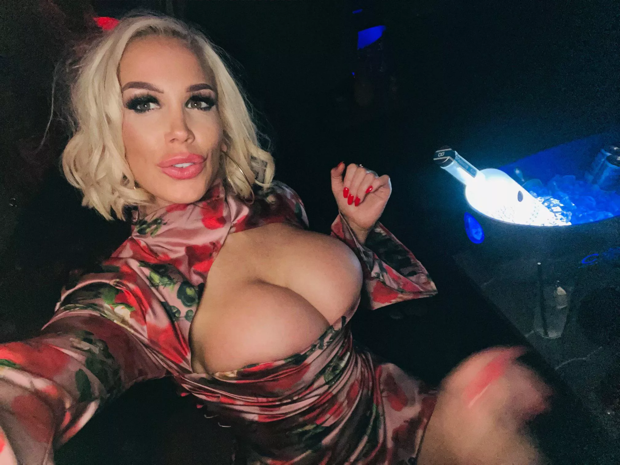 Bimbo on a night out