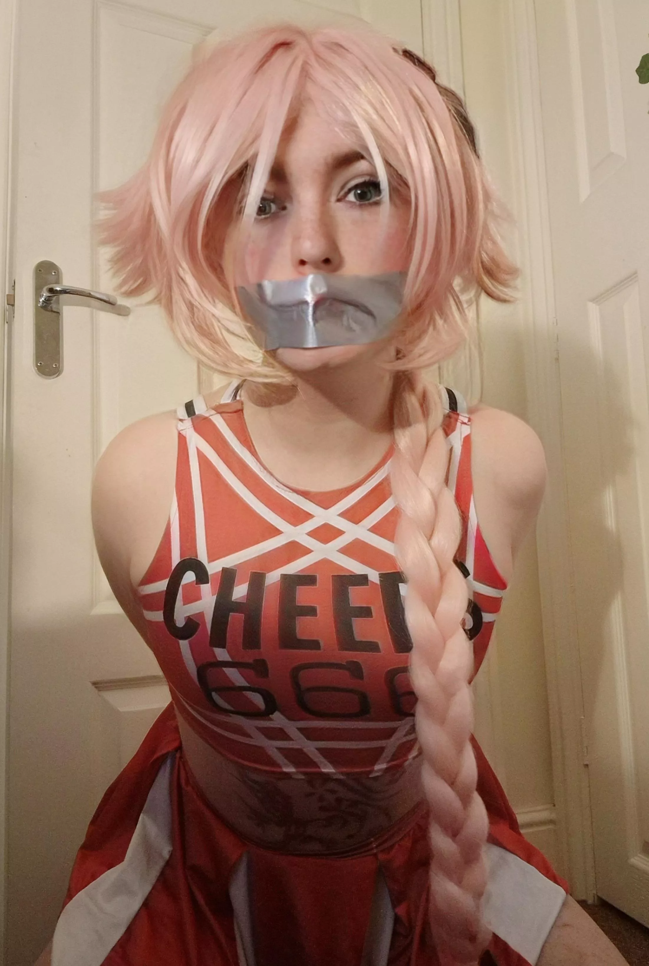 [F] Helpless cheerleader