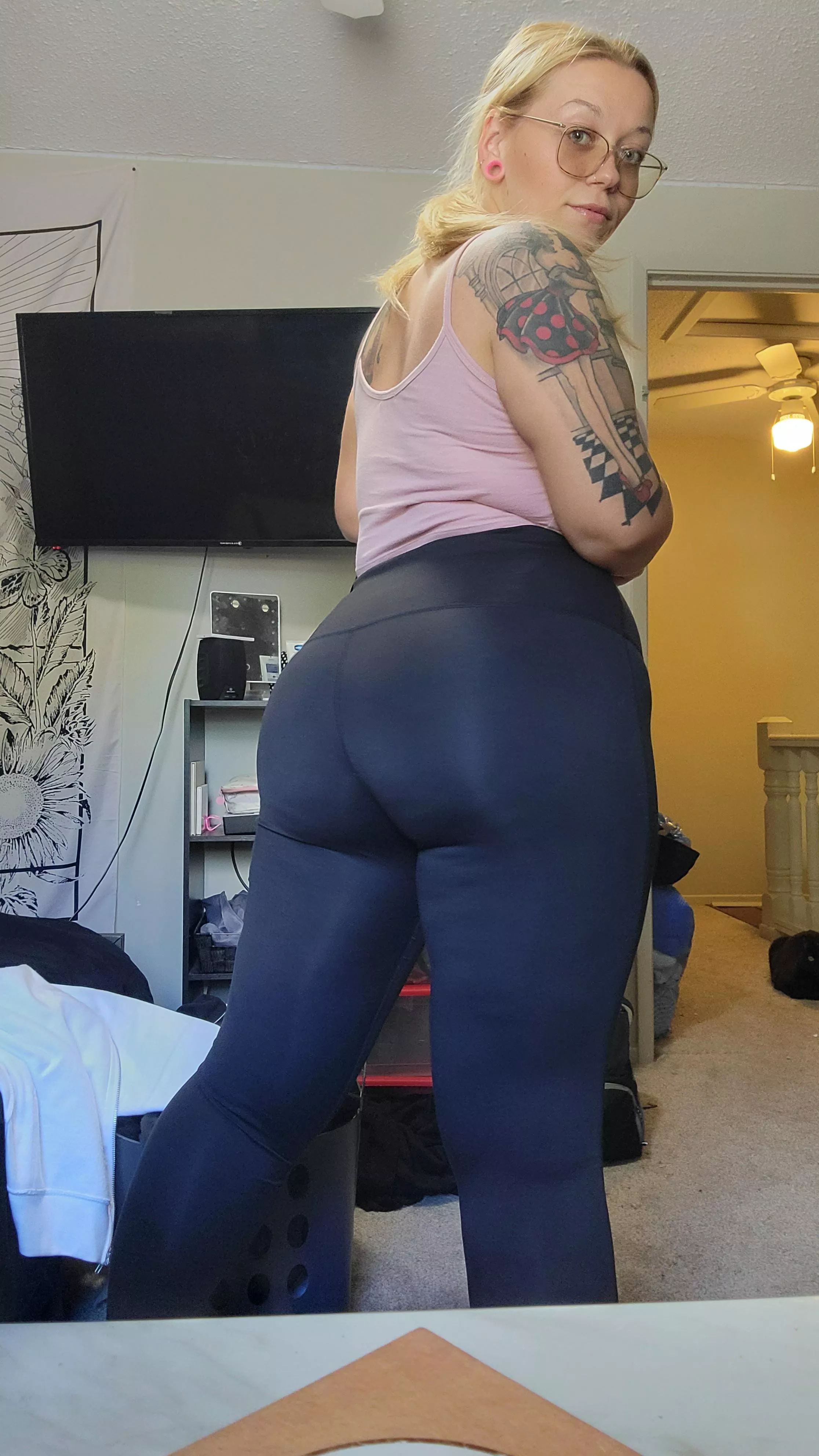 I need more yoga pants!