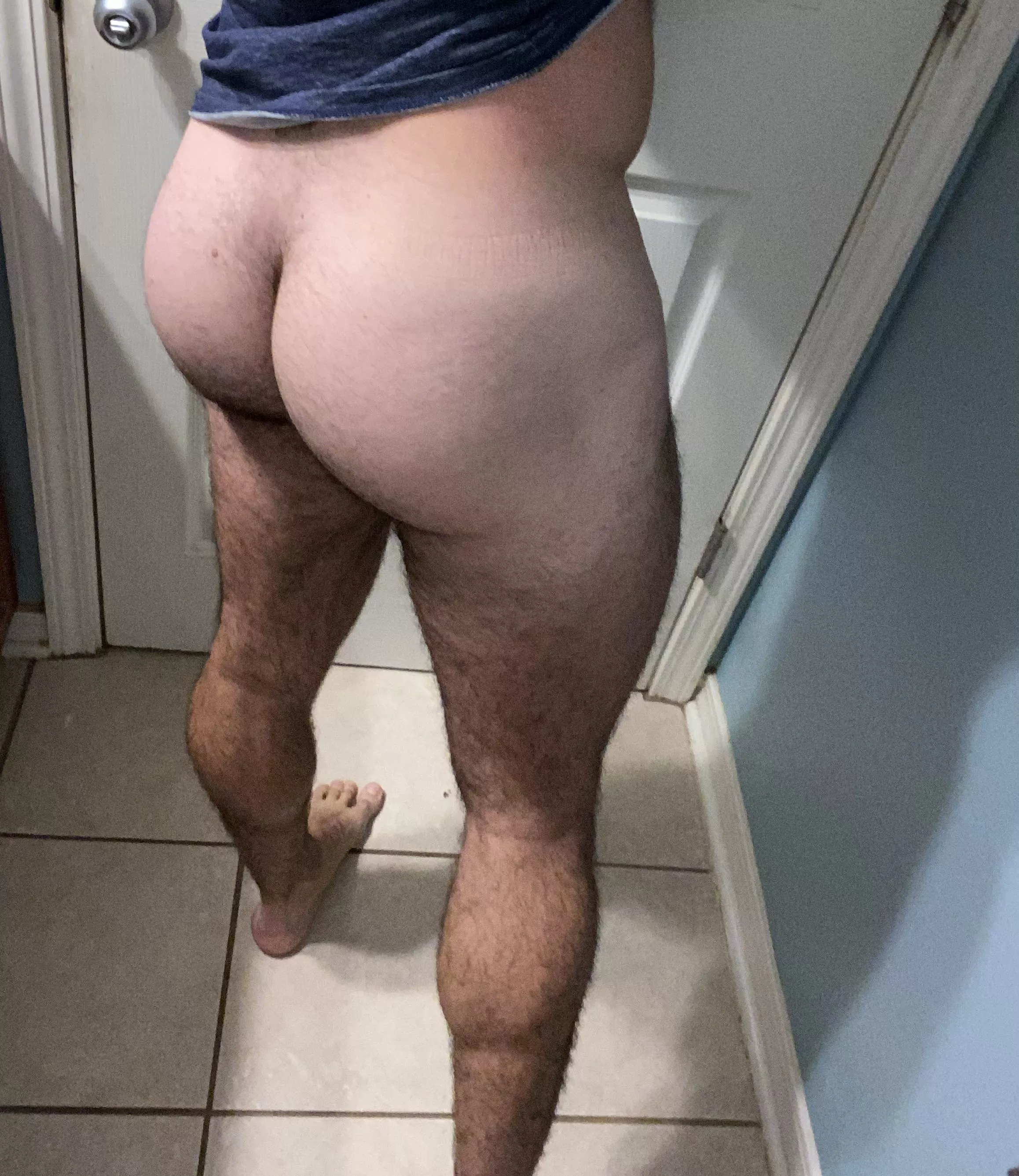 After leg day! (M)y calves look ok