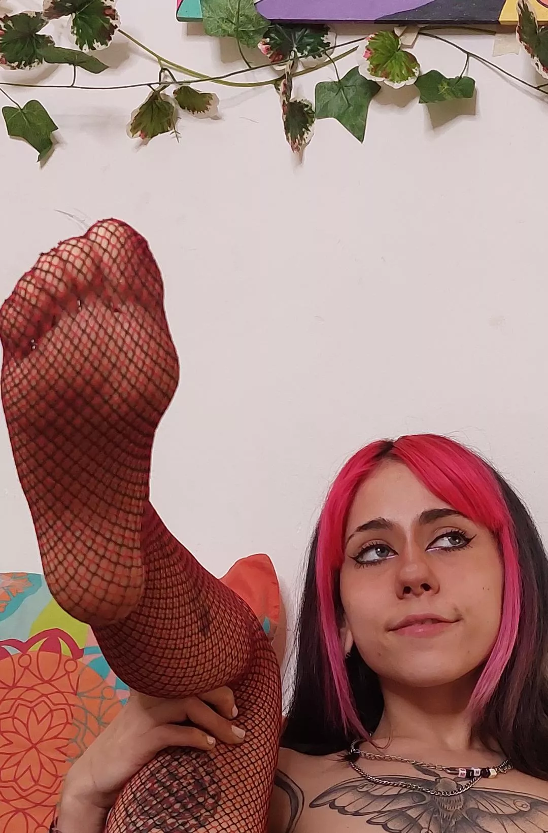 Wanna smell my soles?