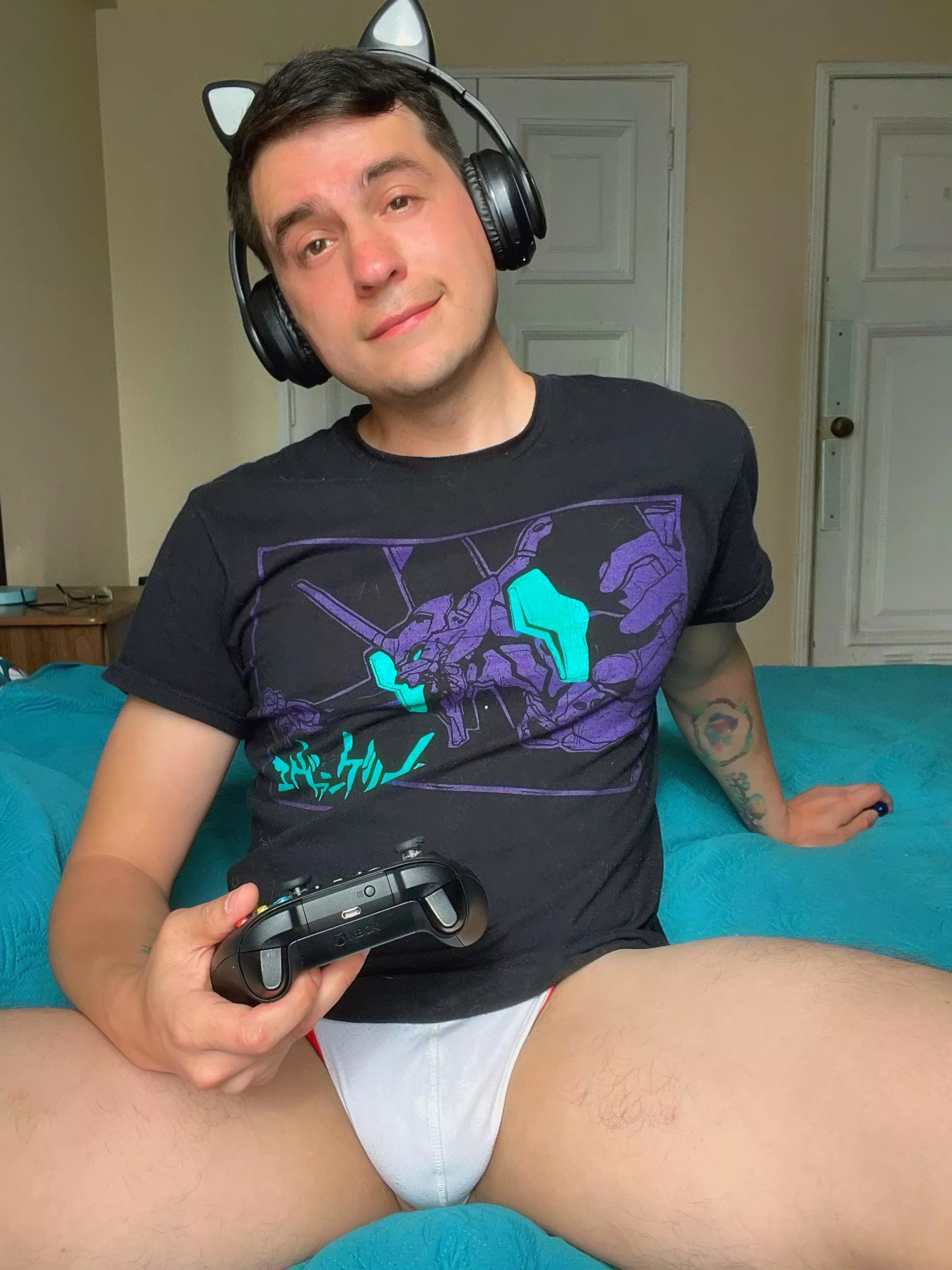 Who wants to join me on Twitch?