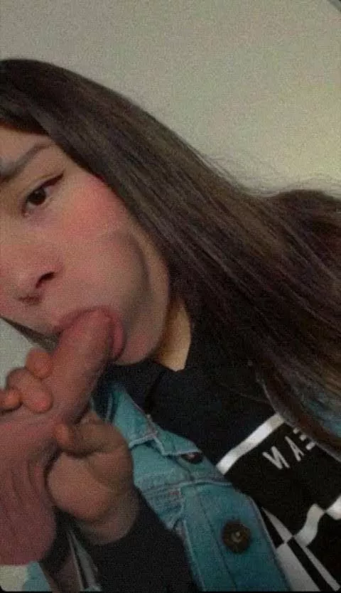 18F [OC] who wants a bj?