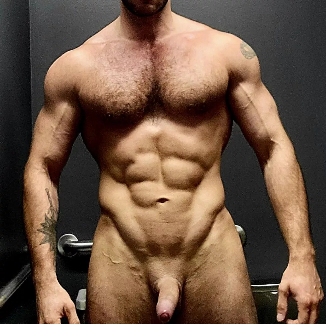 [35] feeling good in the gym bathroom