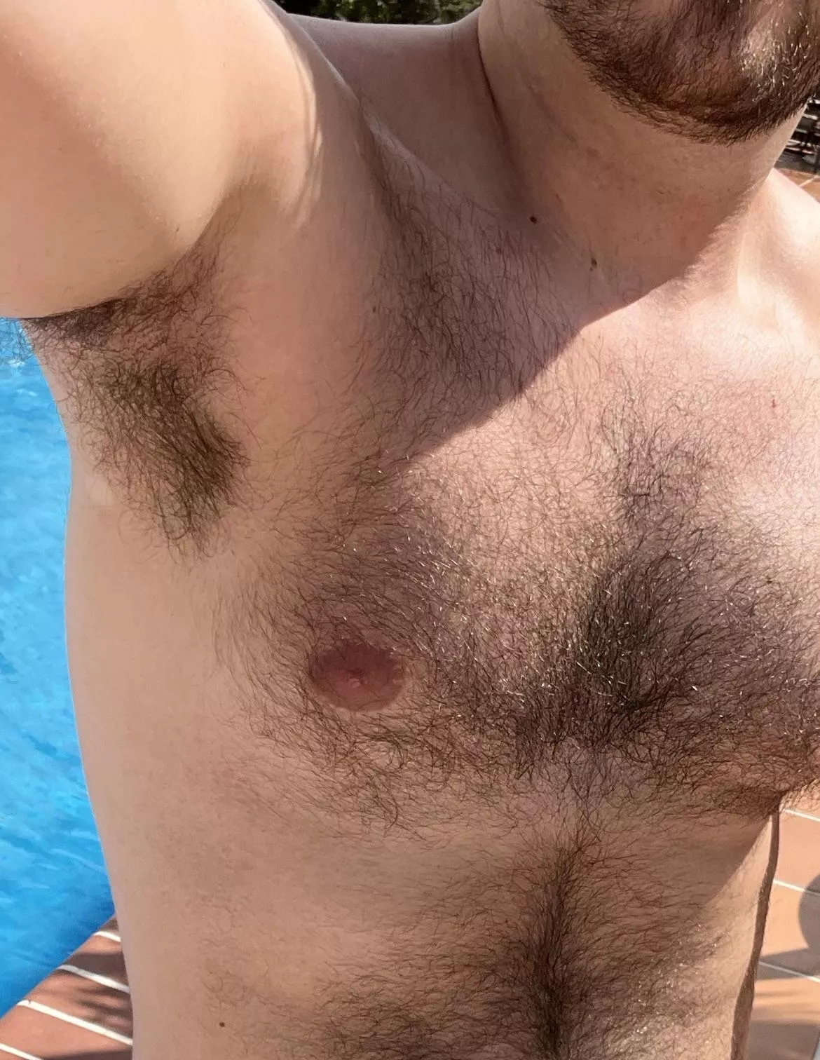 Come give these hairy pits a whiff