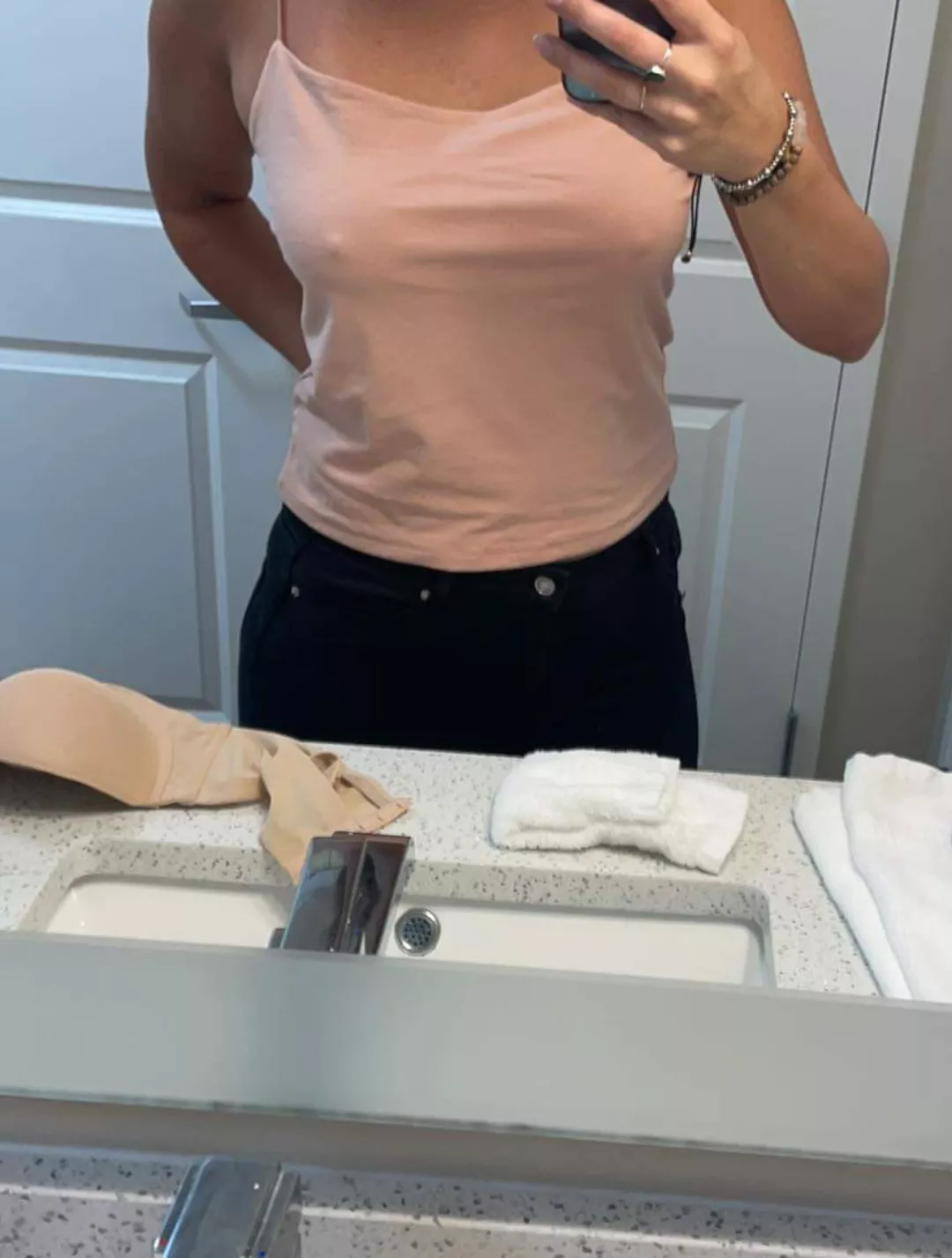 Happy Thursday (35,f)