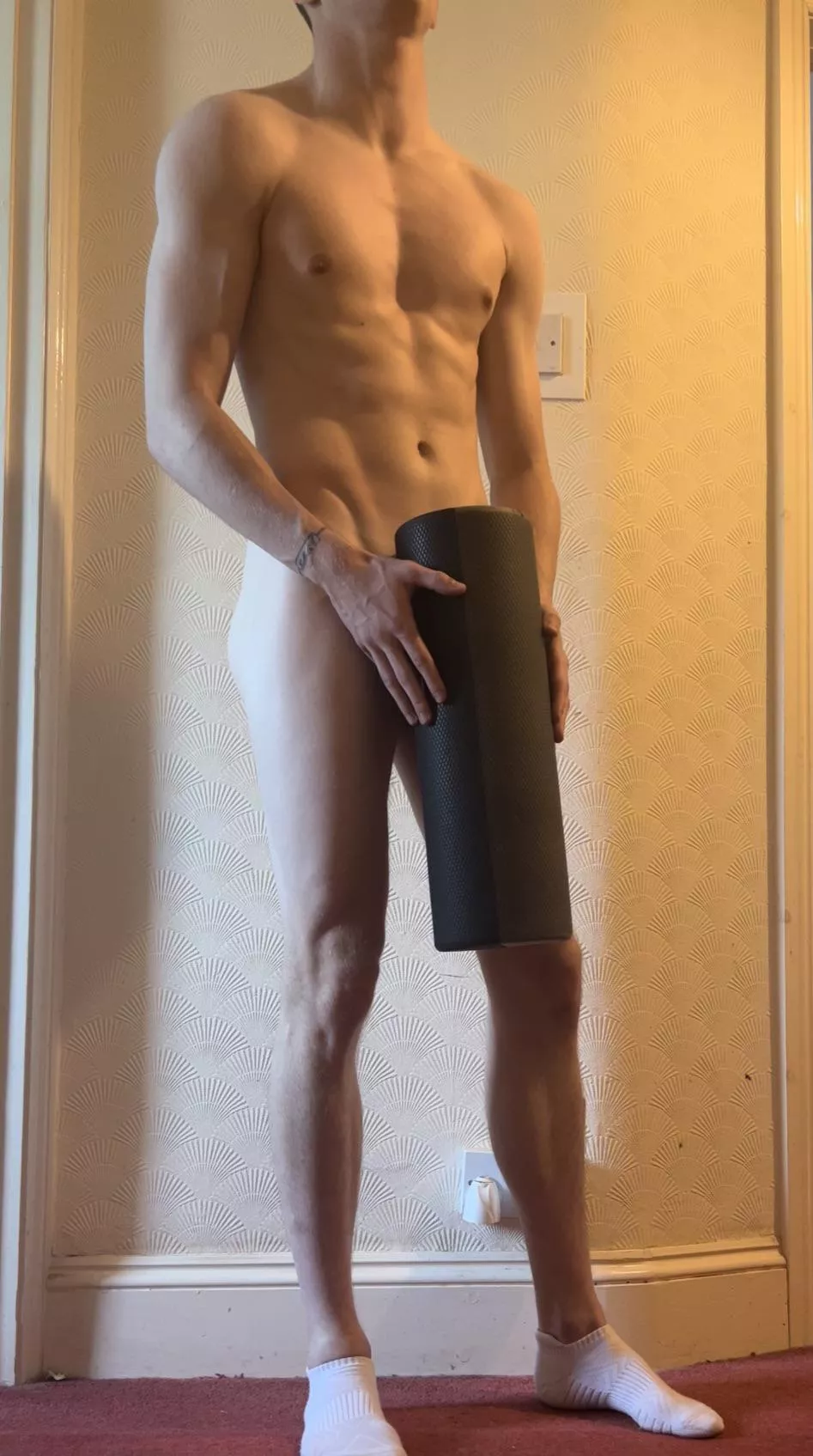 (M) Anybody need stretching out?