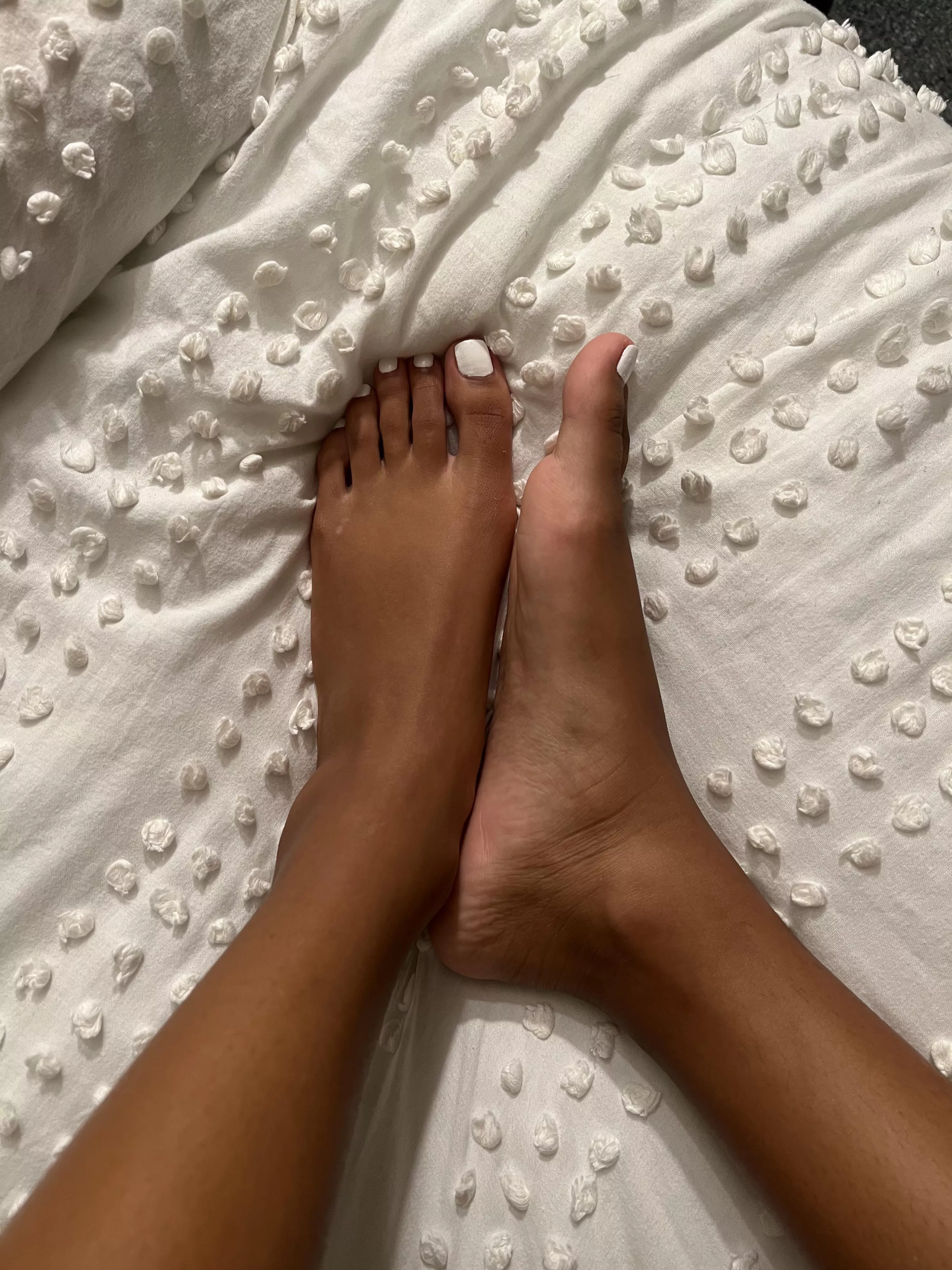 Do you think my feet are suckable?👅 (f/22)